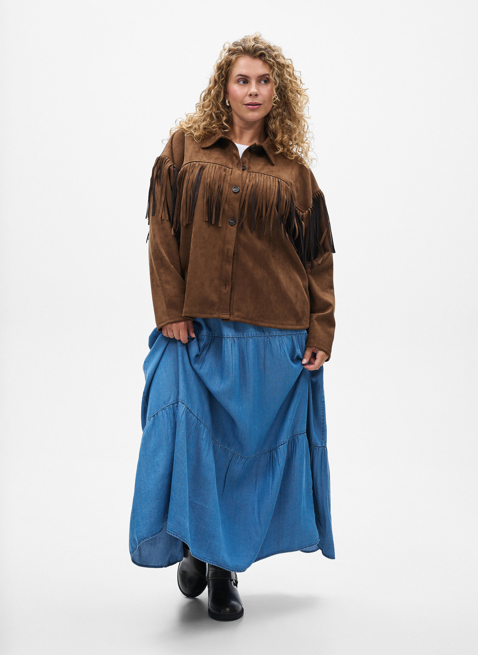 Zizzi Jacke aus Wildlederimitat mit Fransen, Braun, Model image number 1