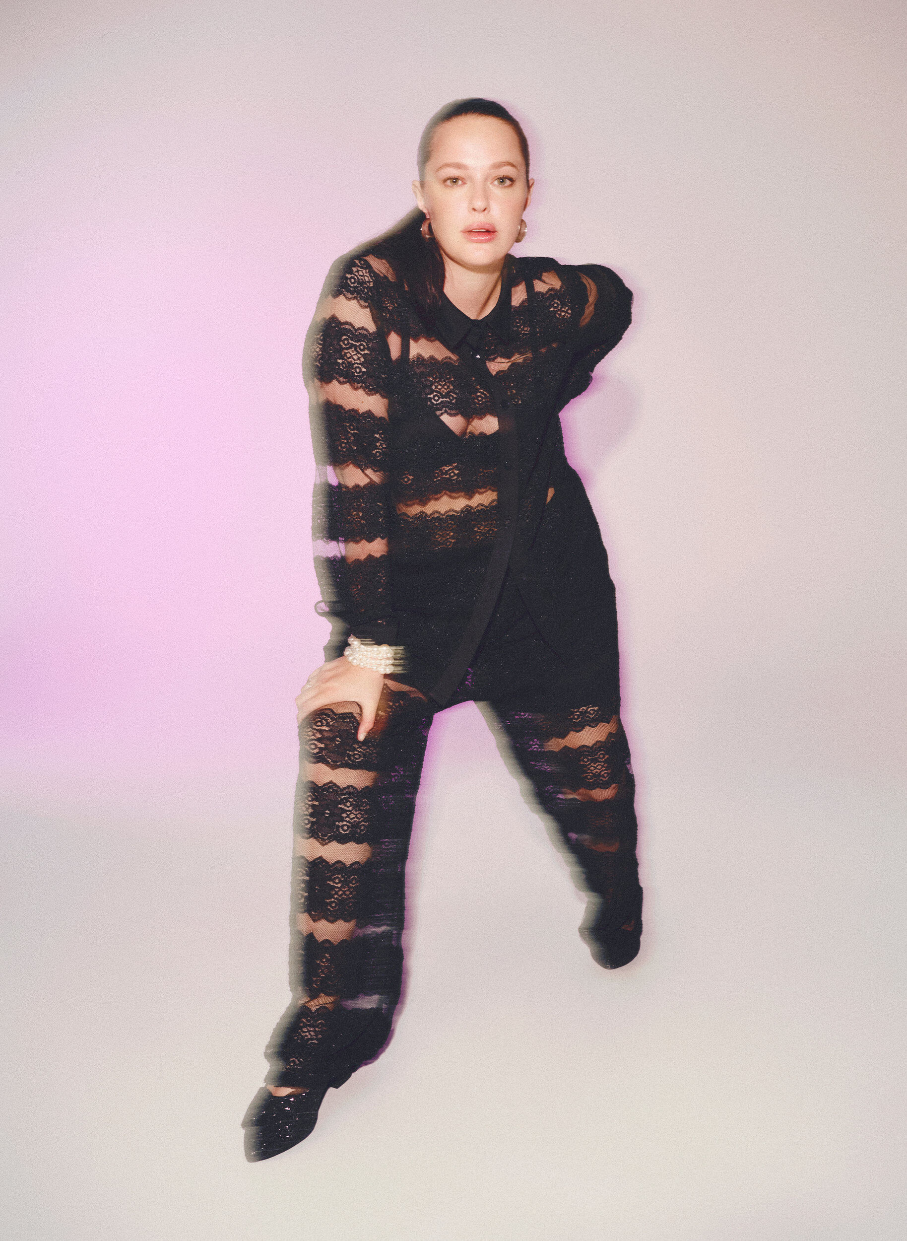 Zizzi Lockere Bluse mit Spitze und transparentem Mesh, Black, Image image number 0