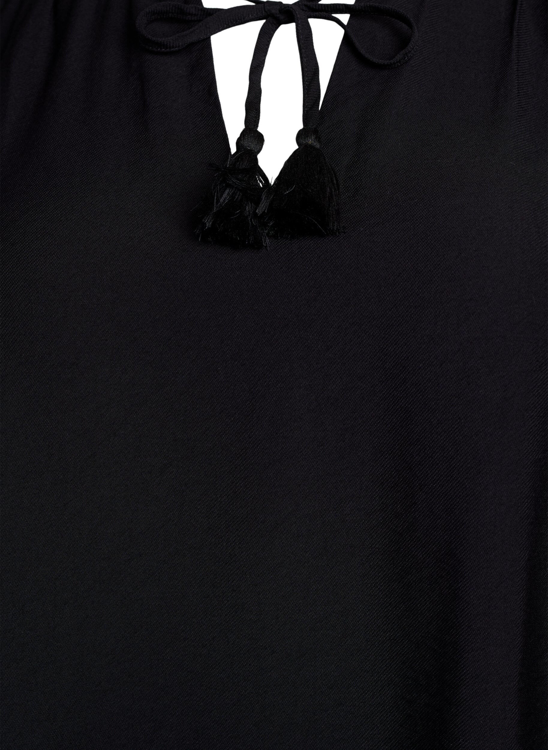 Zizzi Robe courte coupe &eacute;vas&eacute;e avec volants, Noir, Packshot image number 2