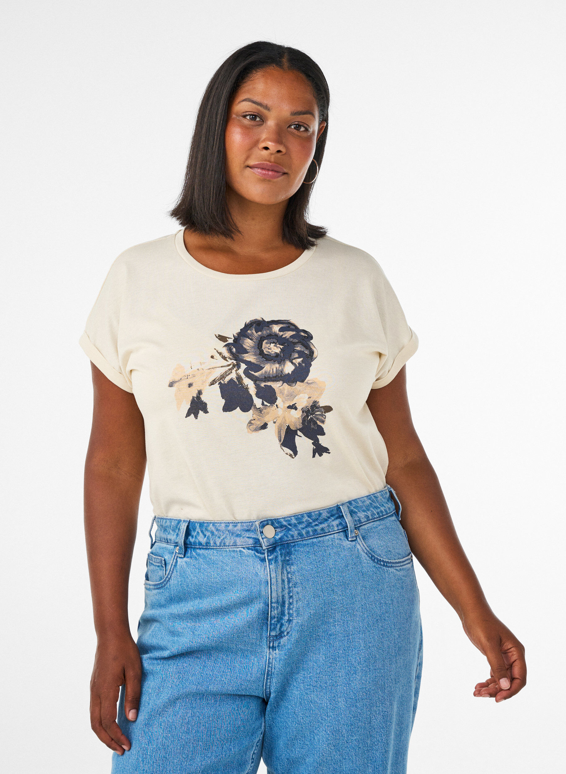 ZizziT-shirt avec imprim&eacute; d&eacute;coratif sur le devant, Vanille, Model image number 0
