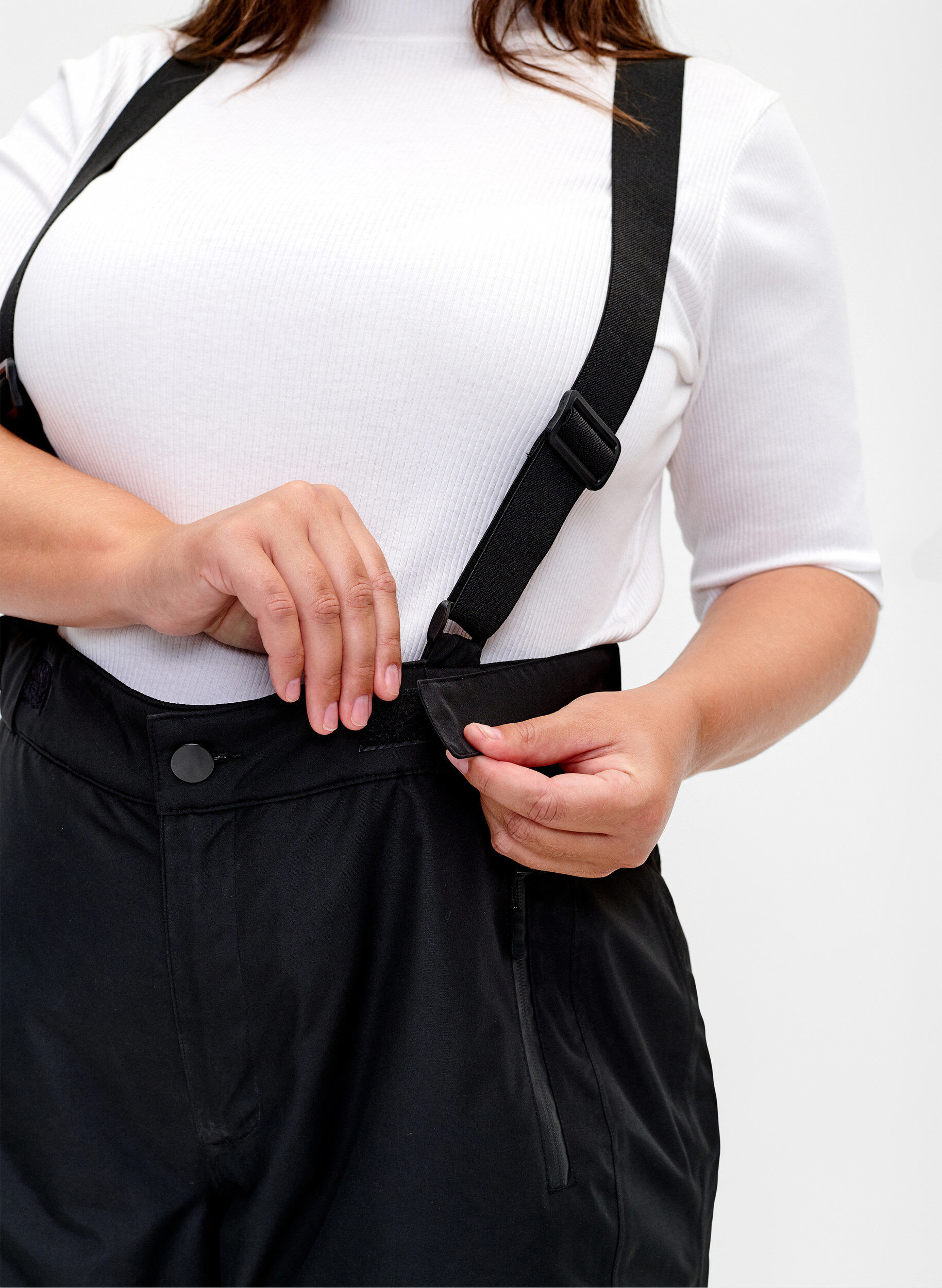 Zizzi Pantalon de ski avec bretelles, Black, Model image number 3