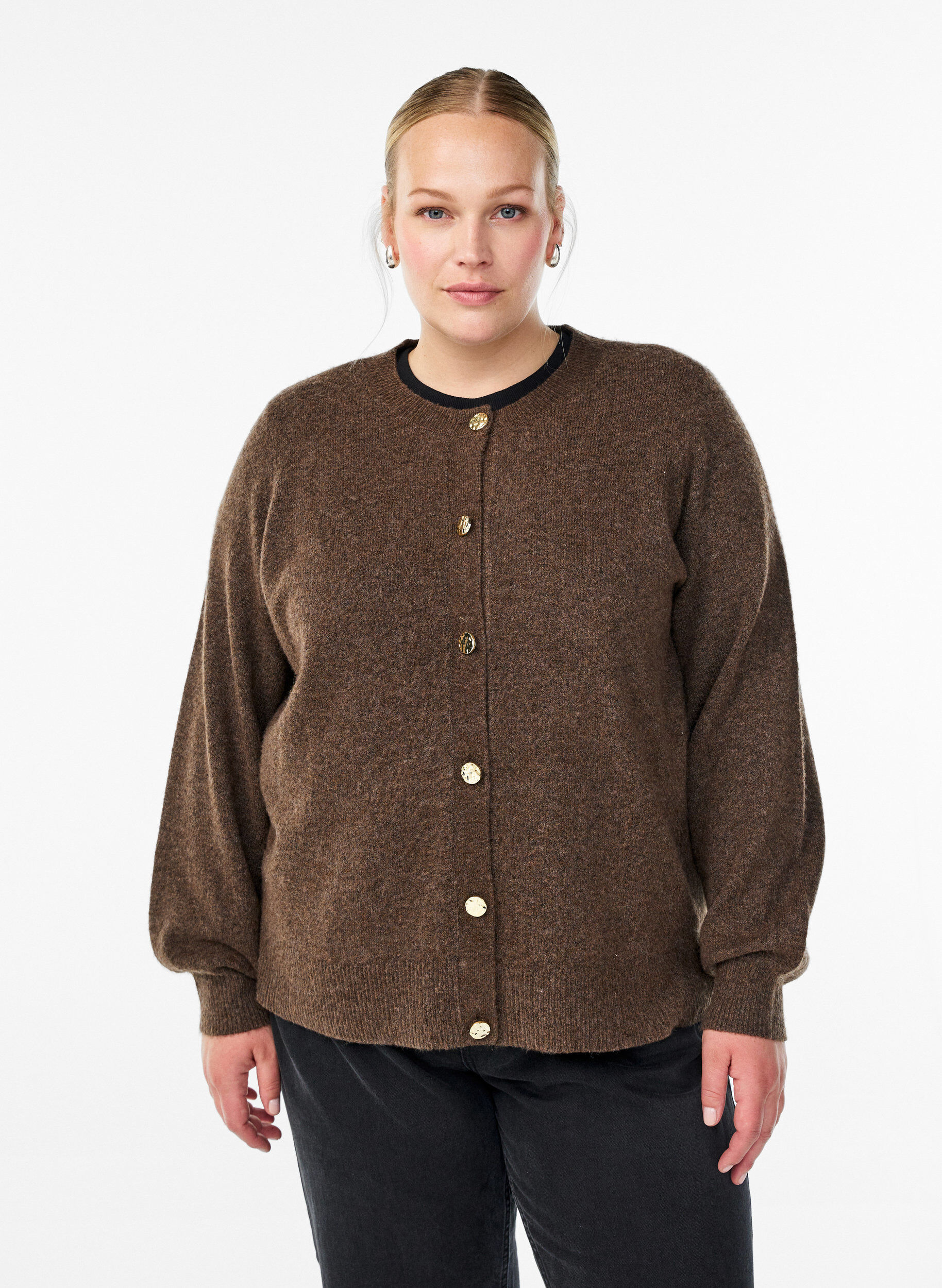 Zizzi Cardigan aus weichem Strick mit goldfarbenen Kn&ouml;pfen, Braun, Model image number 0