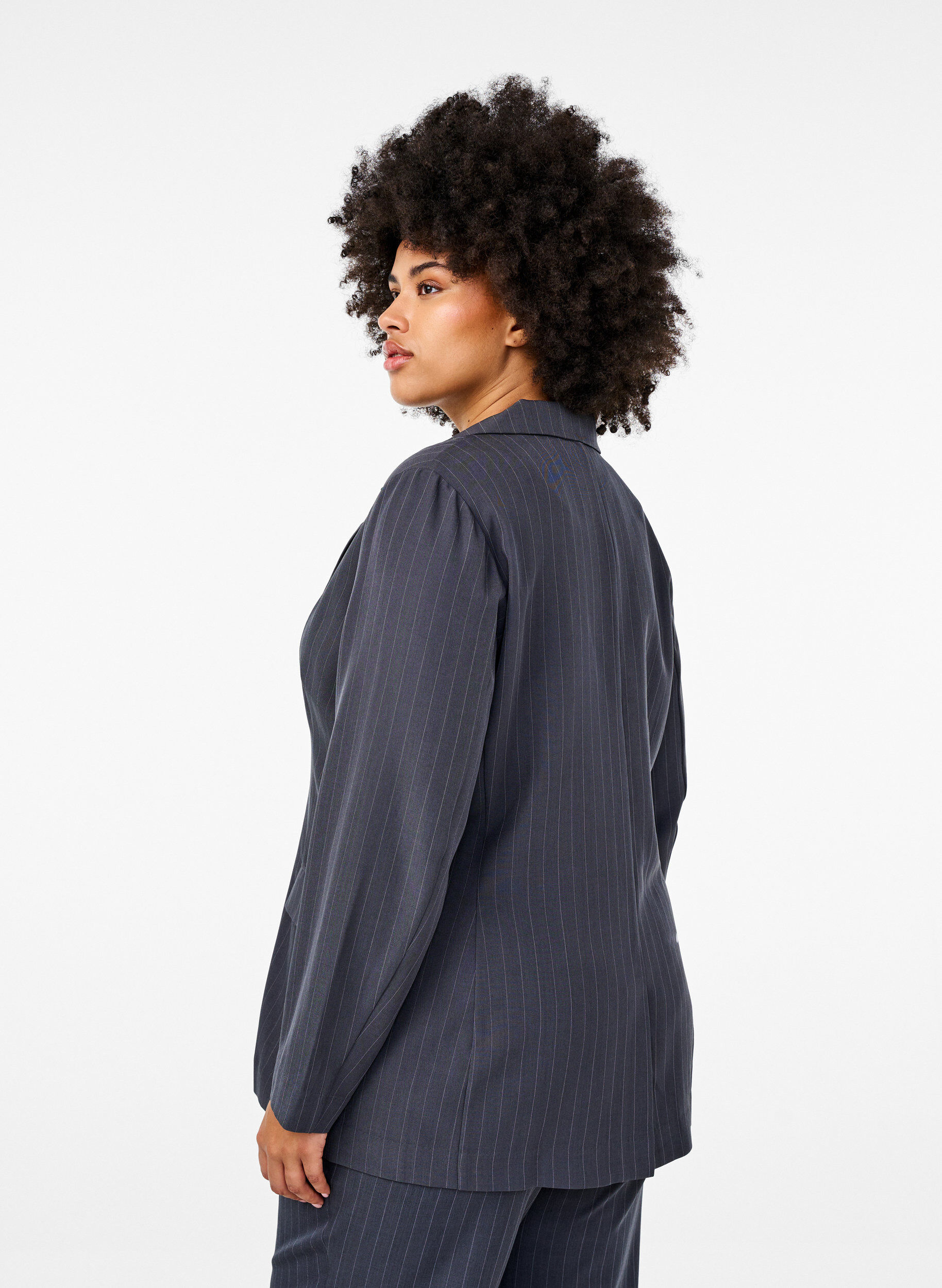 Zizzi FLASH - Blazer avec des poches et une fente, Gris anthracite, Model image number 2