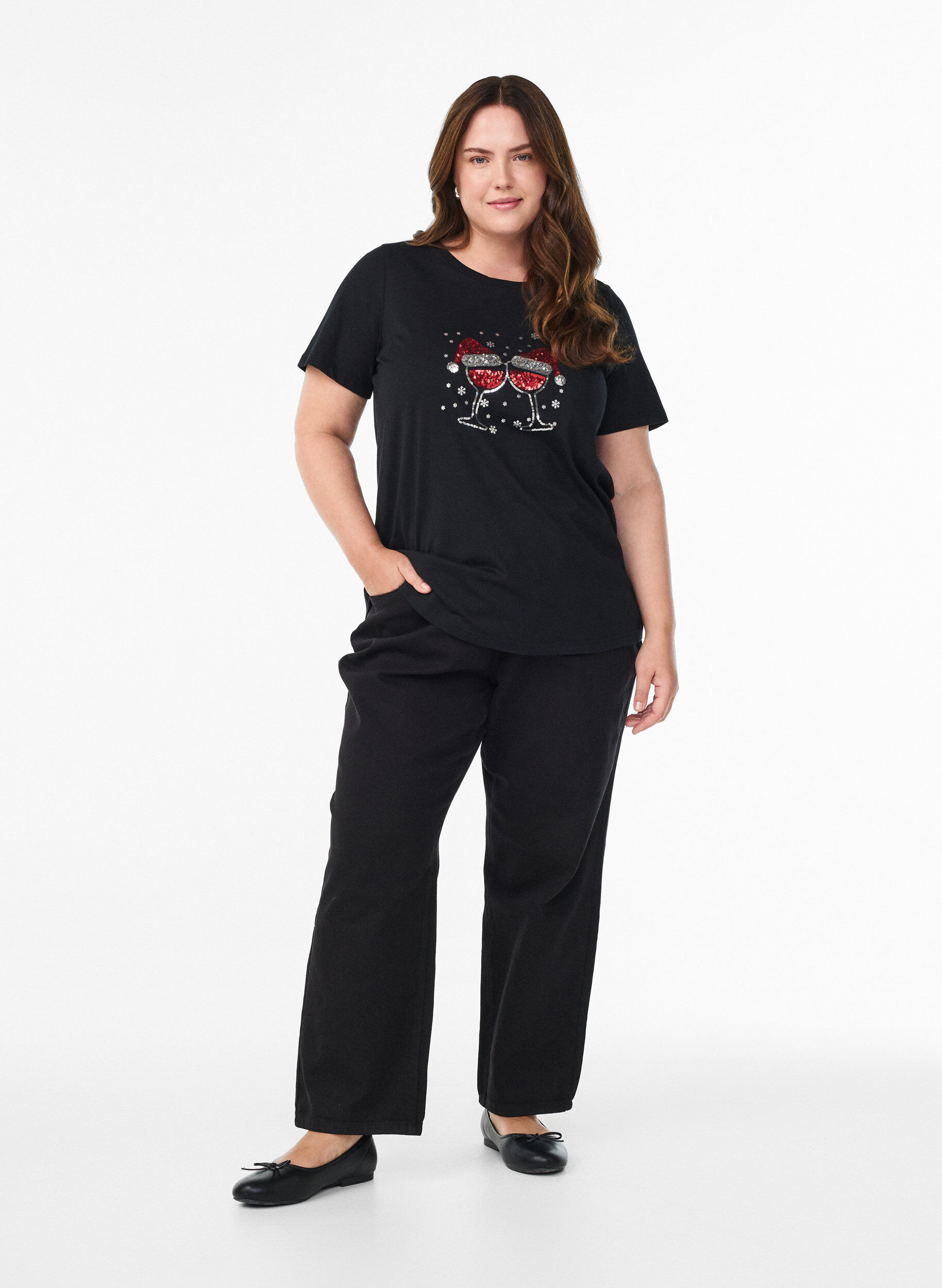 Zizzi Weihnachts-T-Shirt aus Bio-Baumwolle, Schwarz, Model image number 1