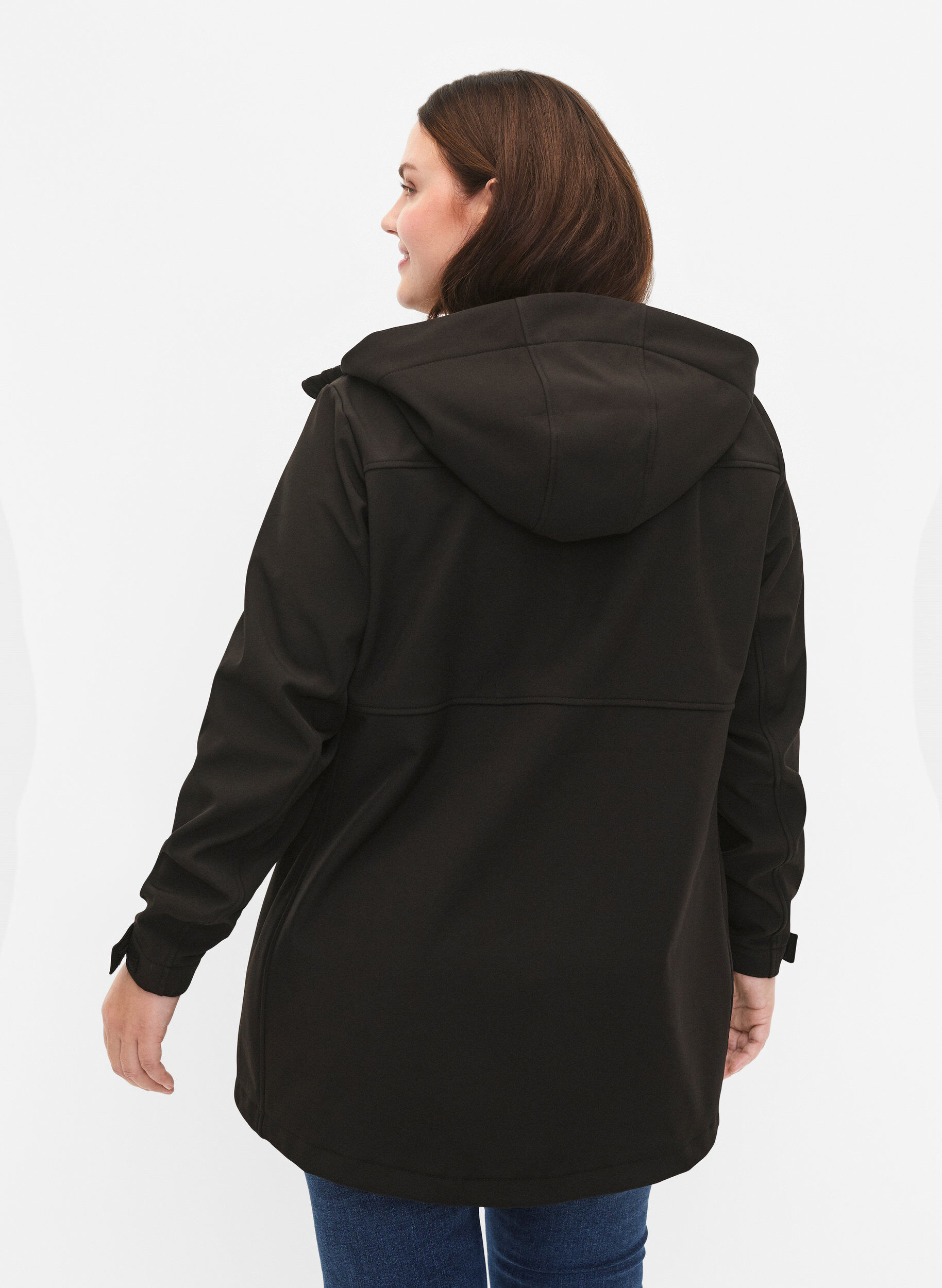 Zizzi Kurze Softshell-Jacke mit Taschen, Black, Model image number 1