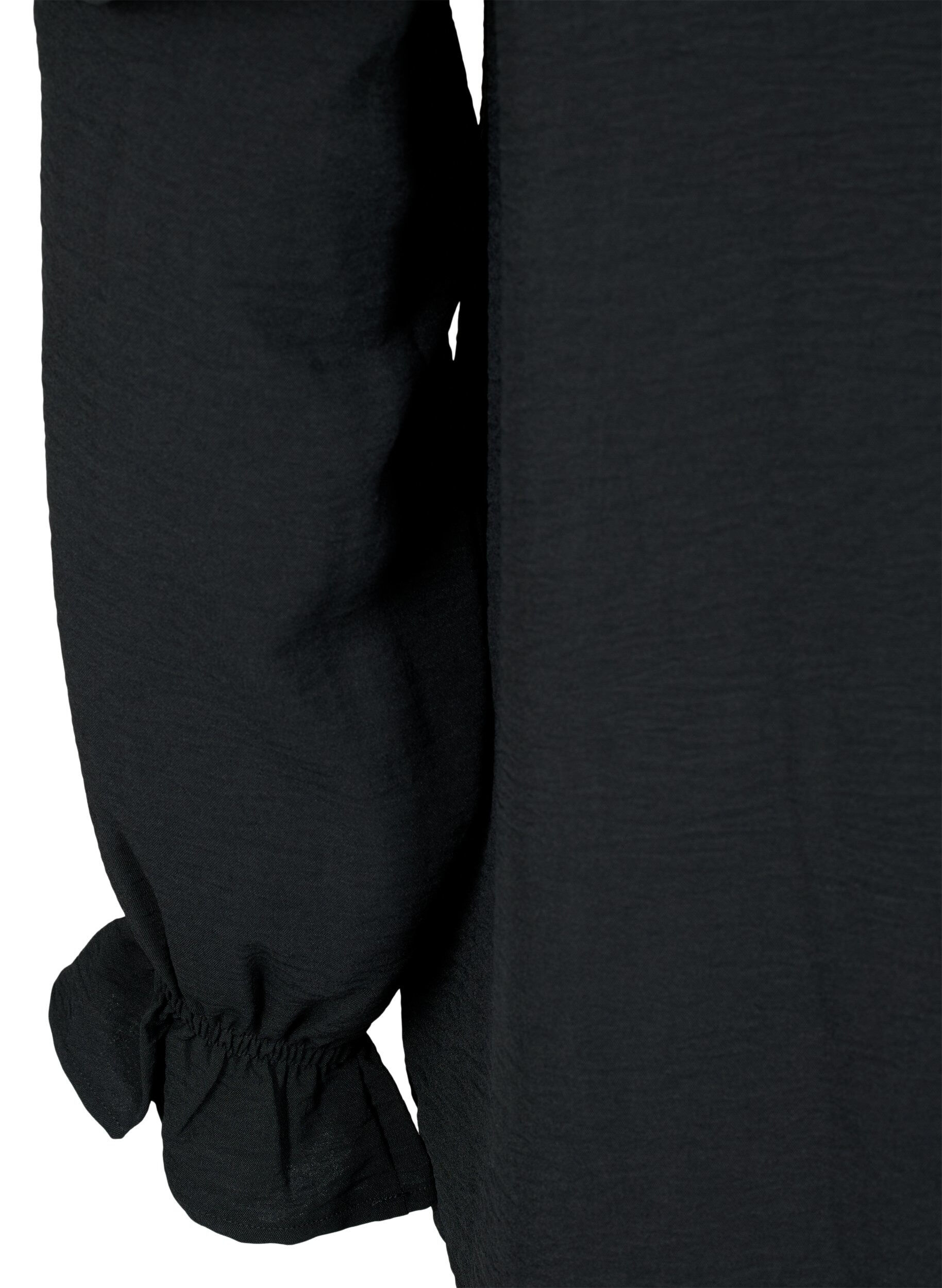 Zizzi Bluse mit R&uuml;schen und Kn&ouml;pfen, Black, Packshot image number 3