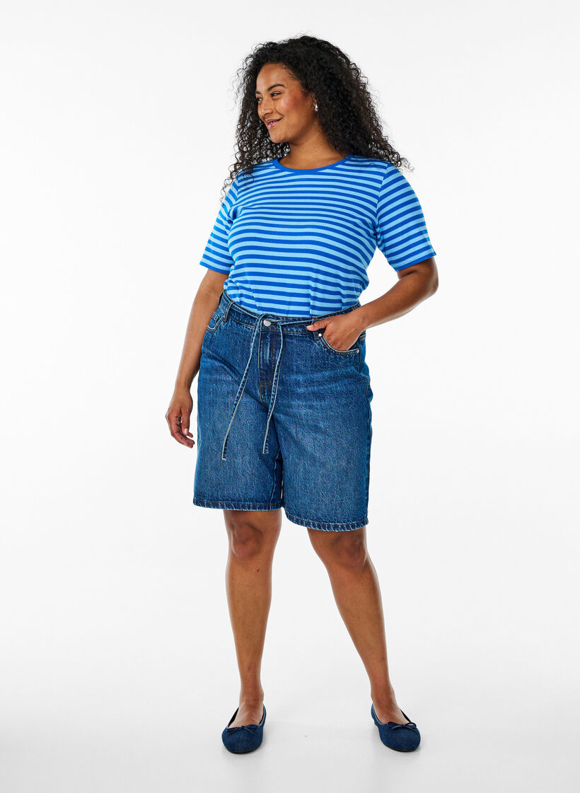 T-shirt ray&eacute; &agrave; texture c&ocirc;tel&eacute;e, Bleu Clair, Model image number 1