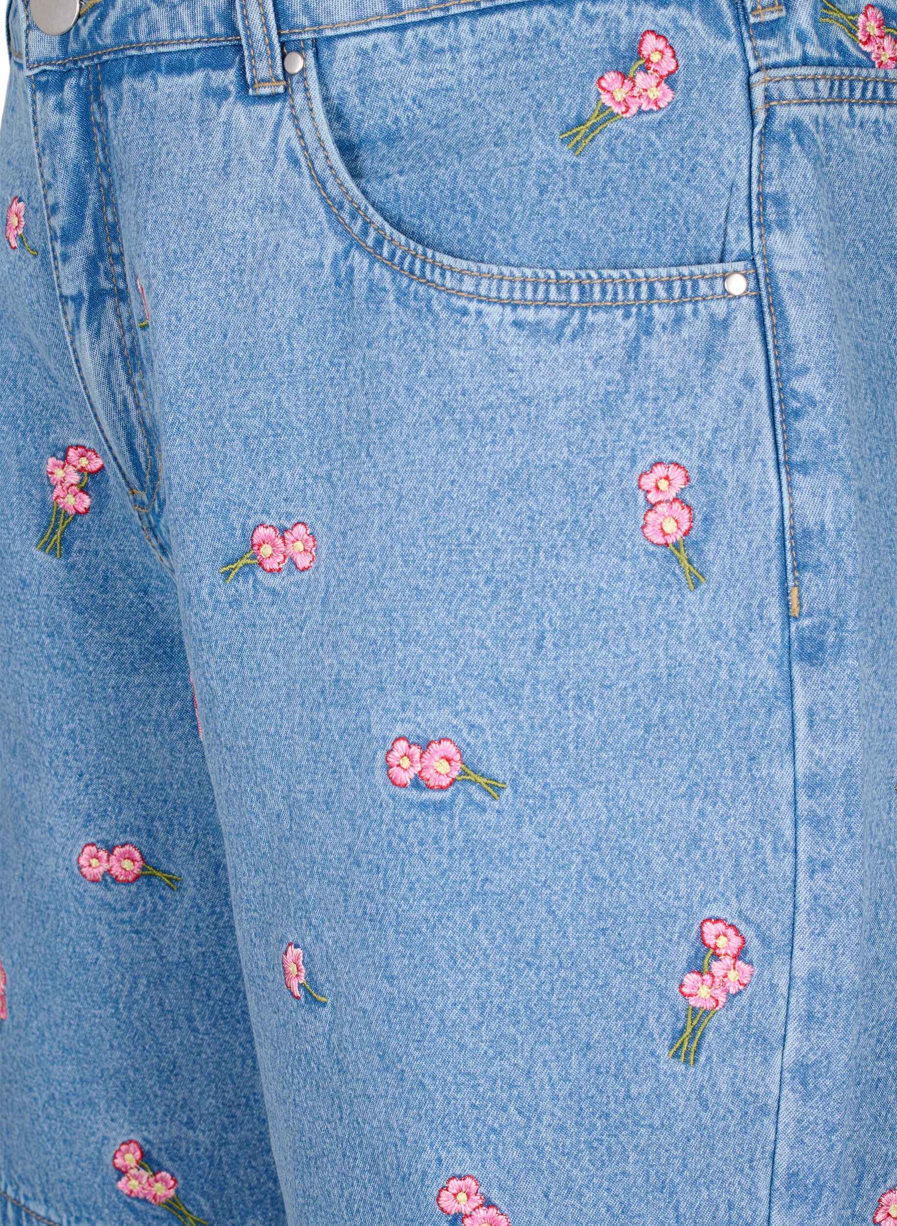 Zizzi Denim-Shorts mit aufgestickten Blumen, Blau, Packshot image number 2