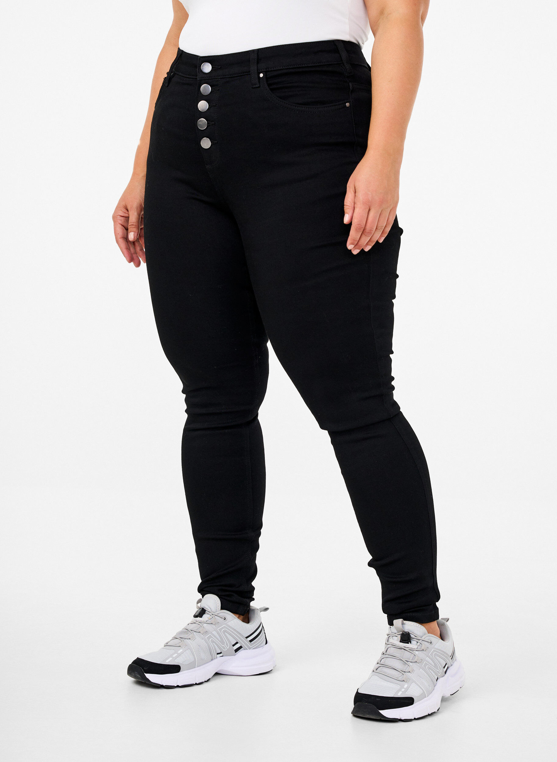 Zizzi Amy Jeans mit hohem Bund und Knopfverschluss, Black, Model image number 2