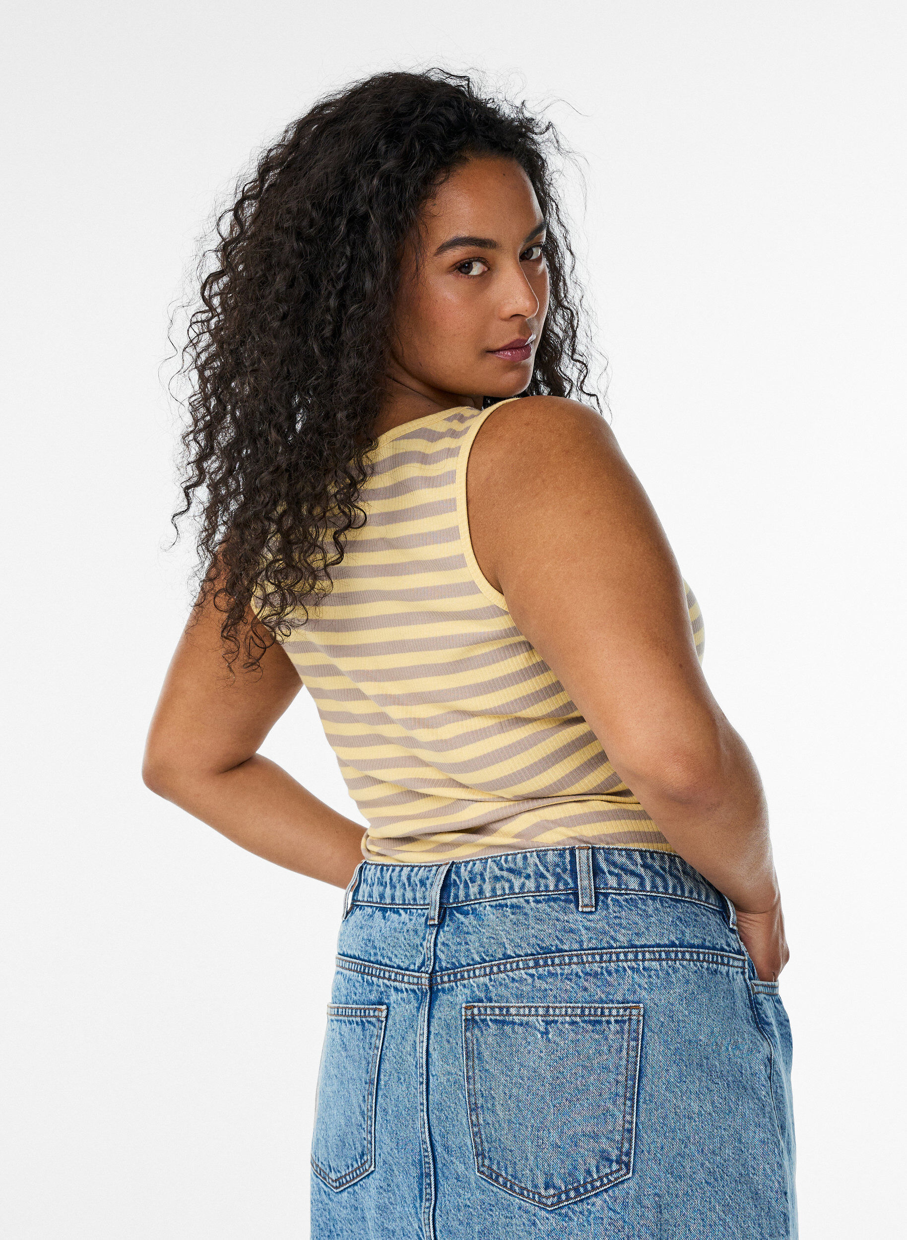 ZizziGestreiftes Tanktop mit Rippenstruktur, Gelb, Model image number 2