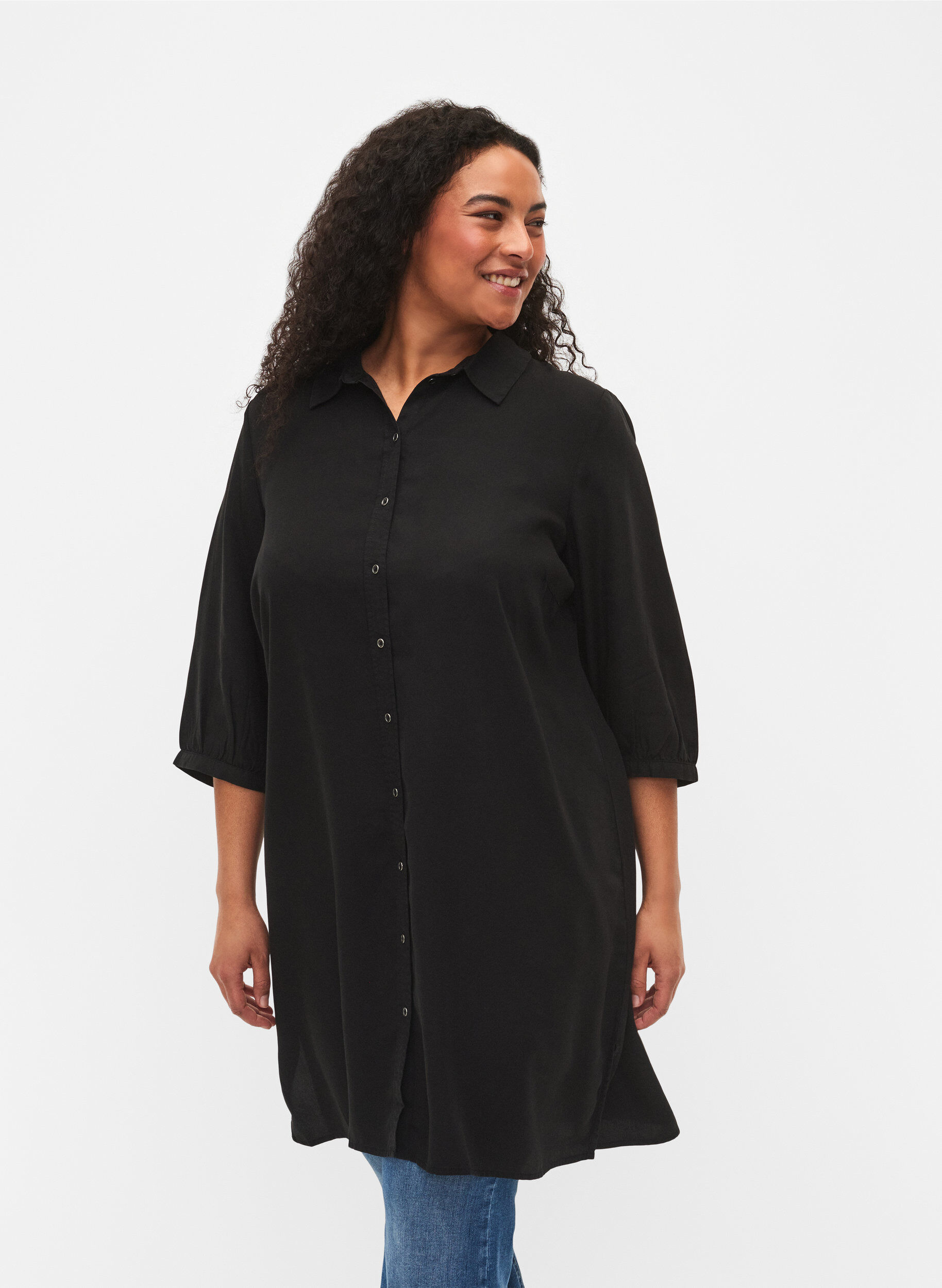 Zizzi Chemise longue &agrave; manches 3/4 en lyocell (TENCEL&trade;), Black, Model image number 0