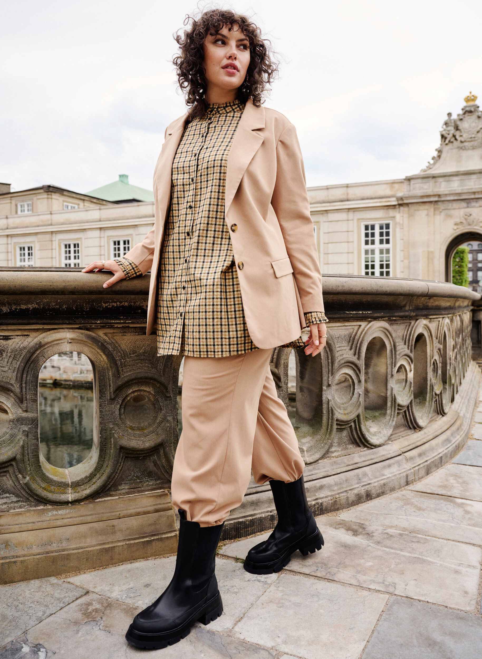 Zizzi Pantalon classique &agrave; coupe droite, Amphora, Image image number 0