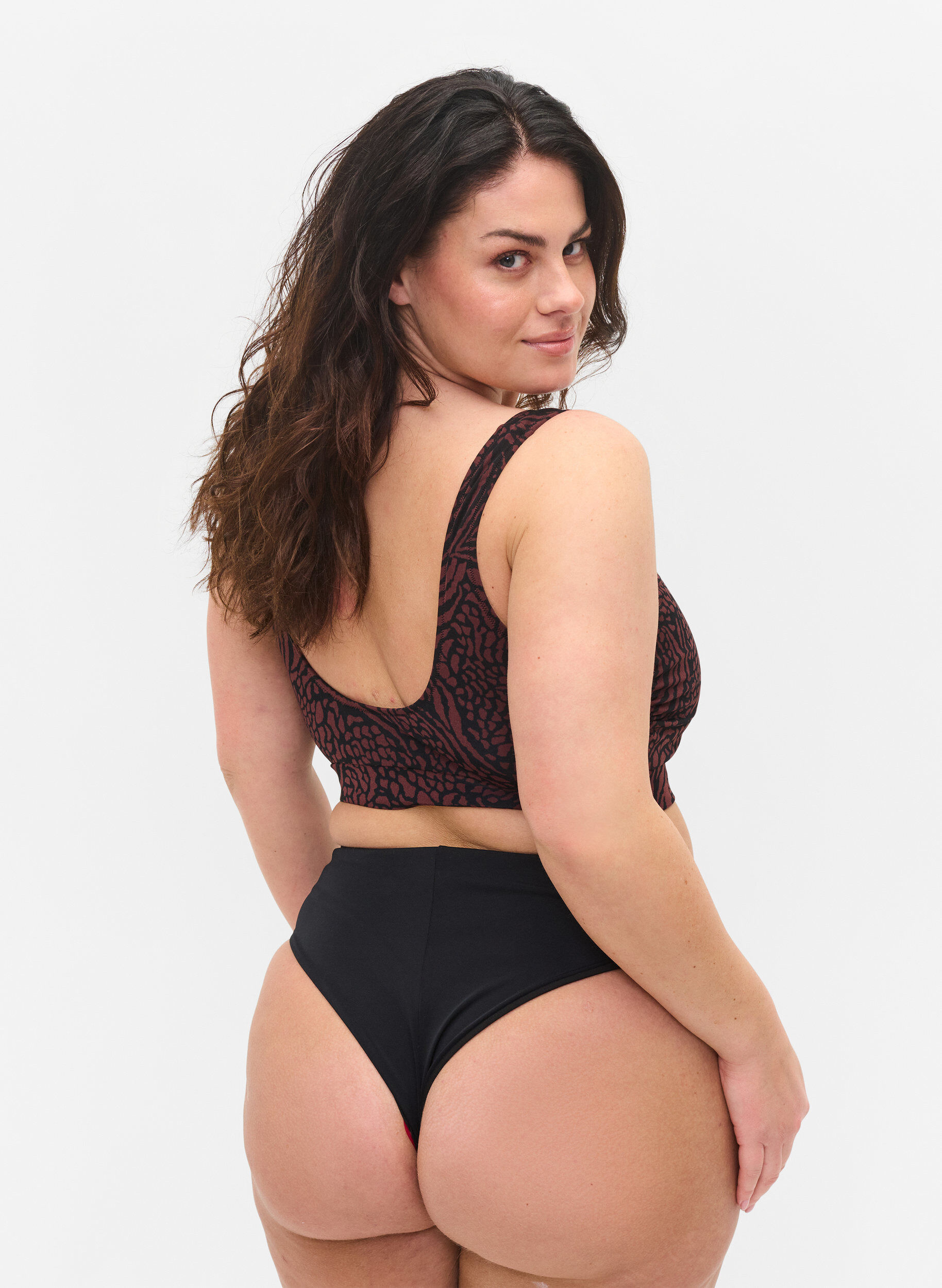 Zizzi Bikinislip mit regul&auml;rer Taillenh&ouml;he, Black, Model image number 1