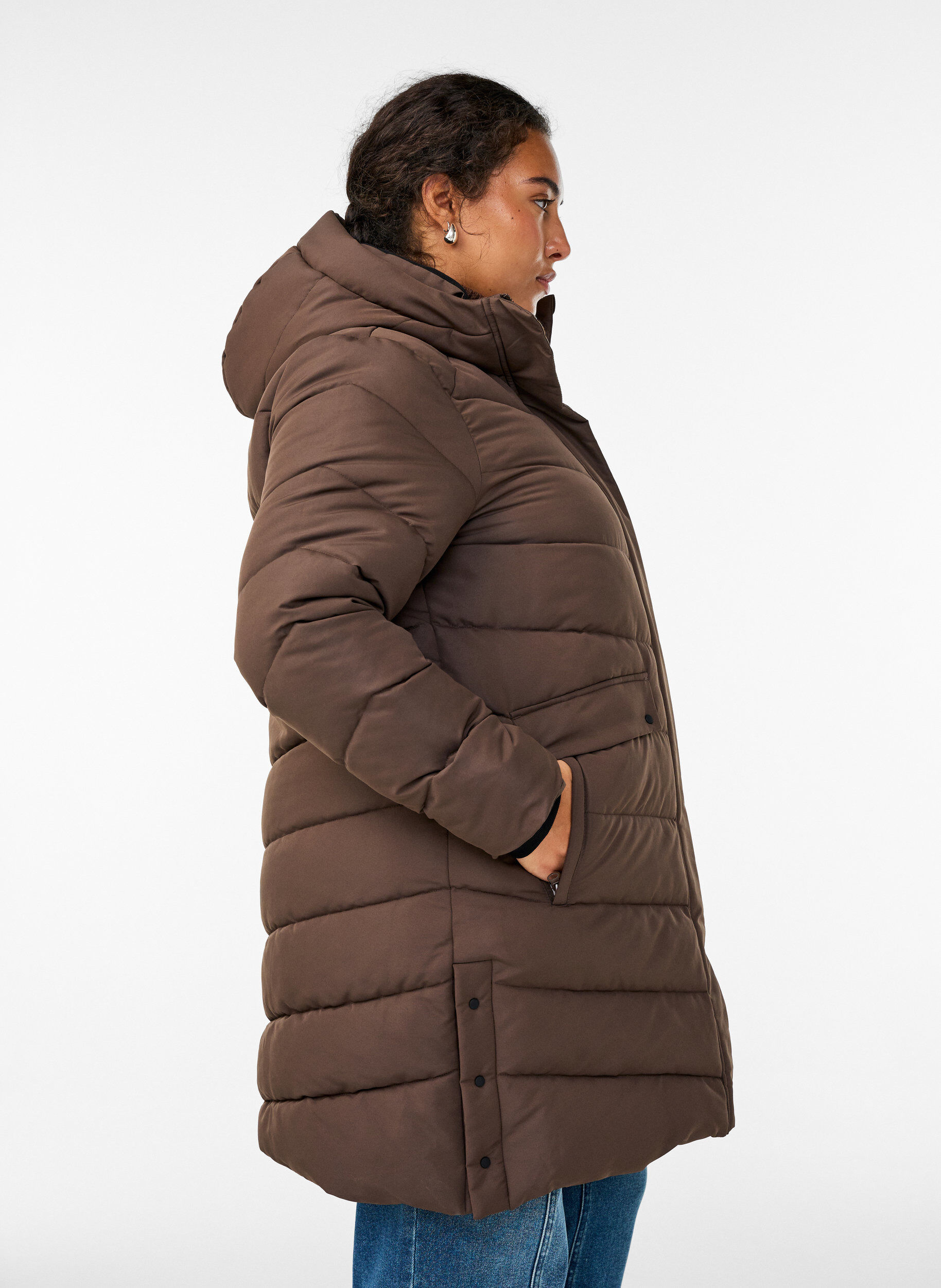 Zizzi Manteau d'hiver matelass&eacute; &agrave; capuche, Marron, Model image number 3