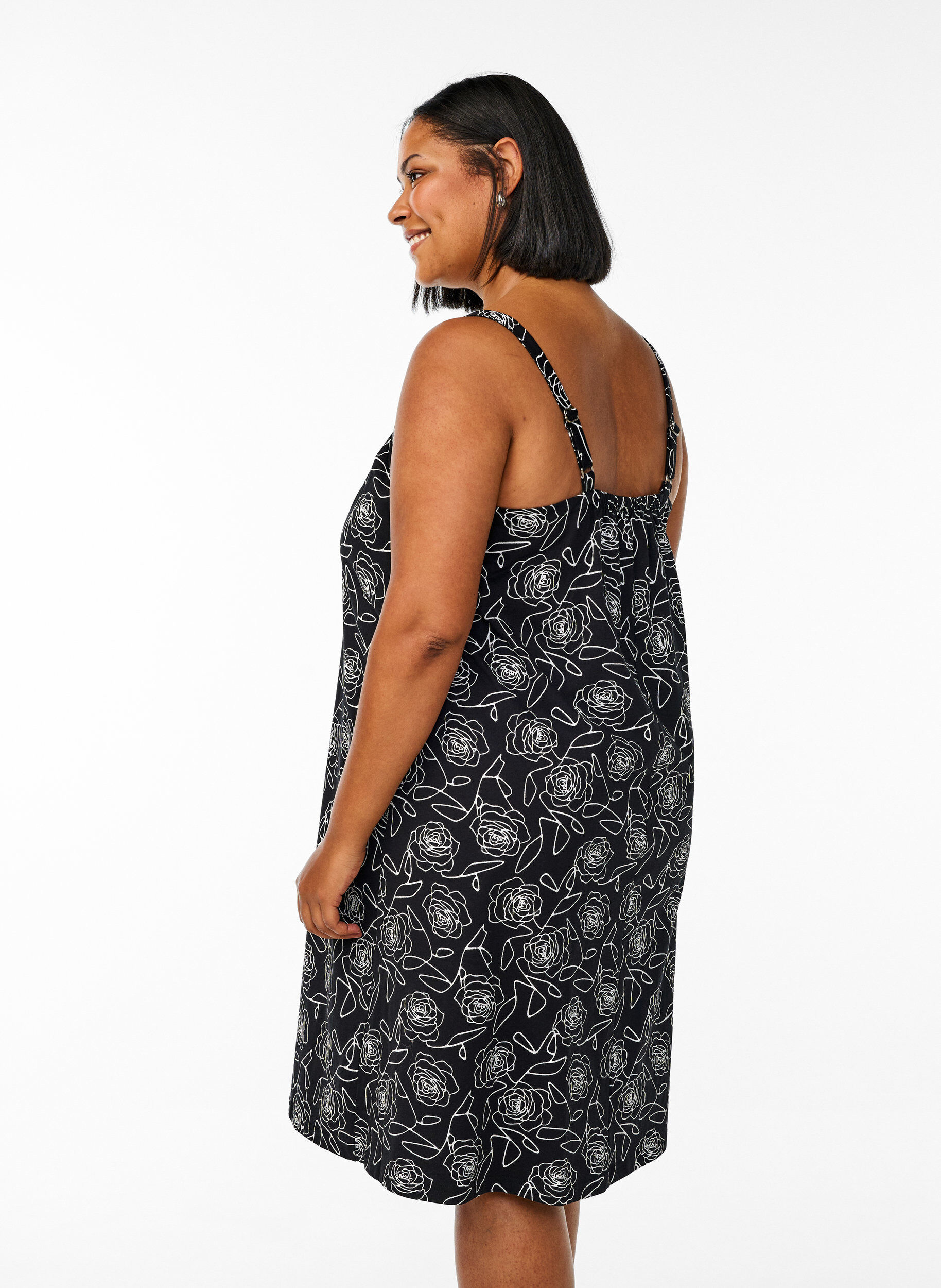 Zizzi Midi-Tr&auml;gerkleid aus Bio-Baumwolle., Schwarz, Model image number 2