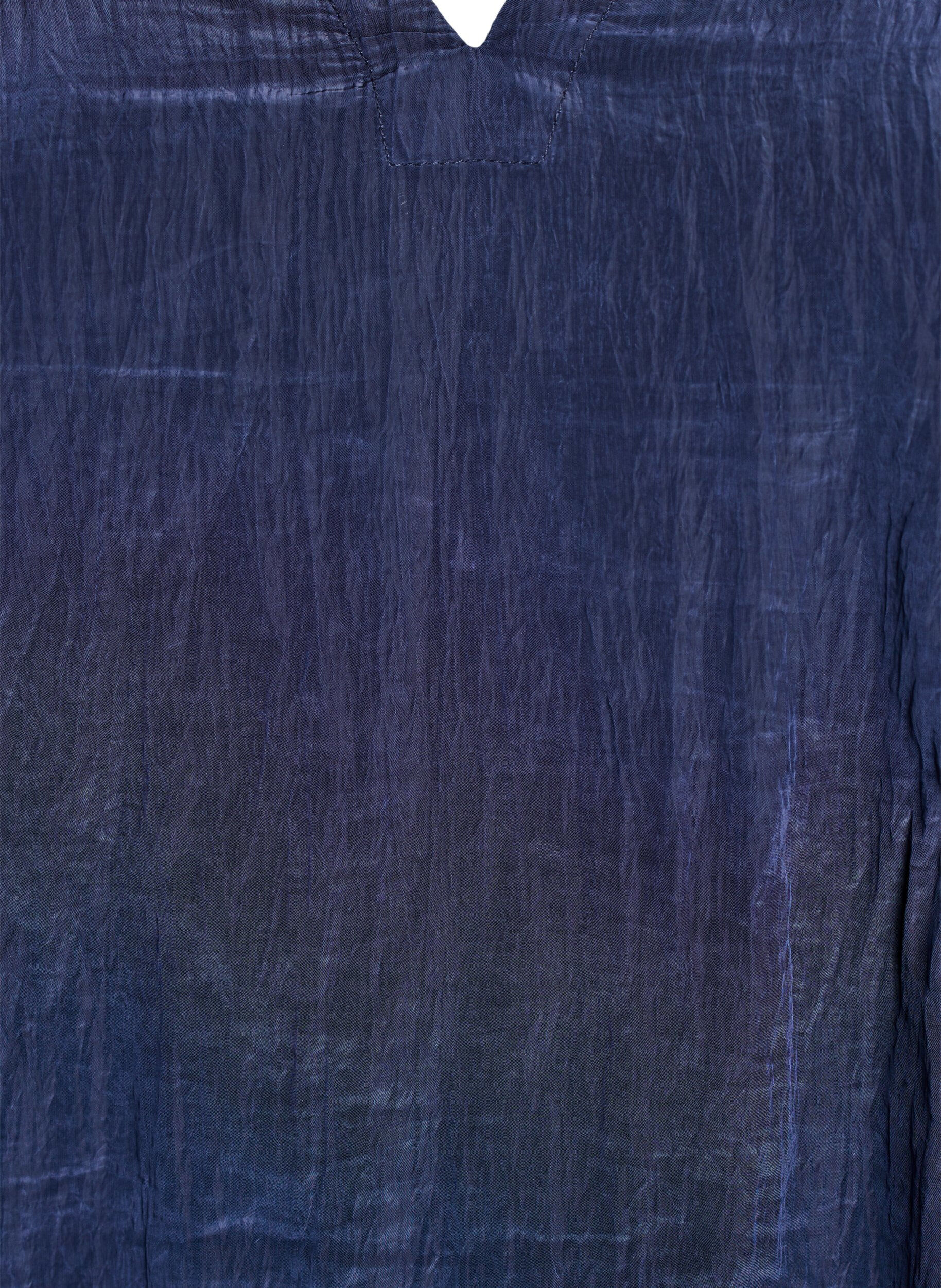 Zizzi Blouse avec col en V et texture froiss&eacute;e, Bleu, Packshot image number 2