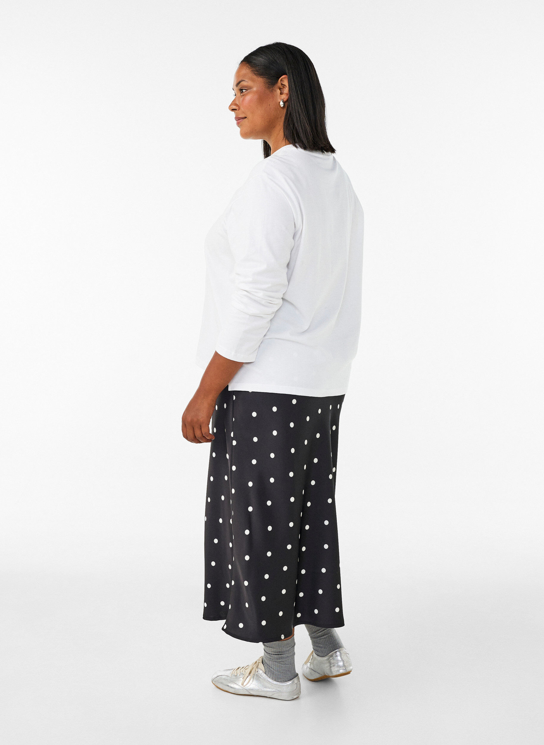ZizziJupe midi en satin, Noir, Model image number 1