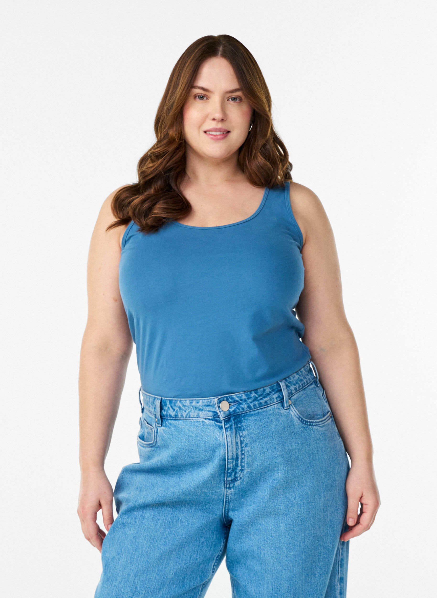 Einfarbiges Basic Top aus Baumwolle, Grau, Model