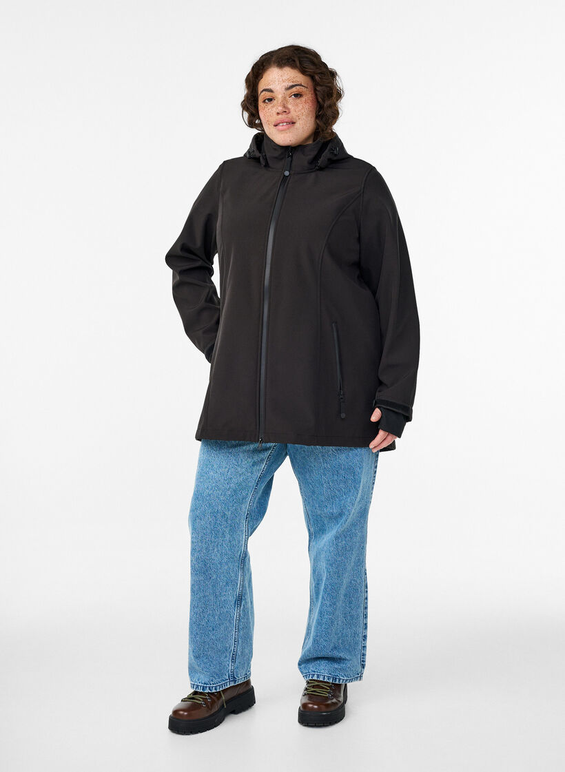 Softshelljacke aus kurzem Schnitt mit abnehmbarer Kapuze, Schwarz, Model image number 1