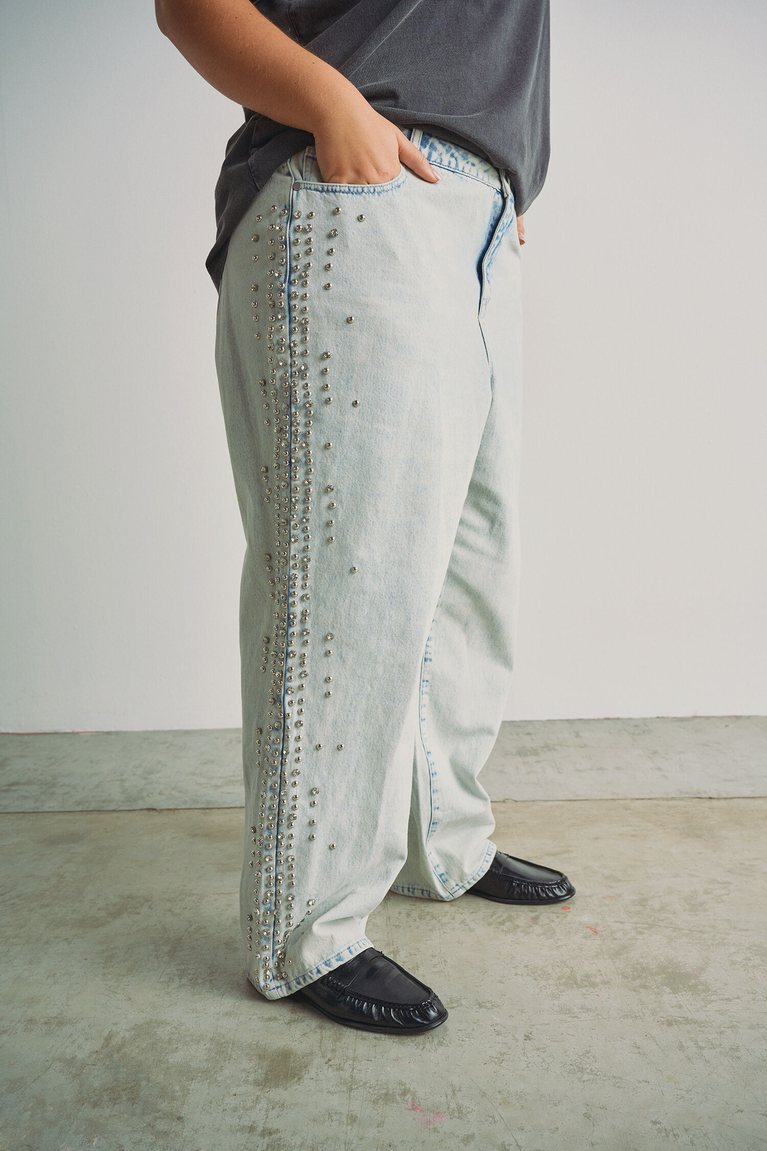 Zizzi Jeans mit Details, , Model