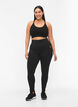Seamless Sport-BH in Ripp-Qualität, Black, Model image number 3