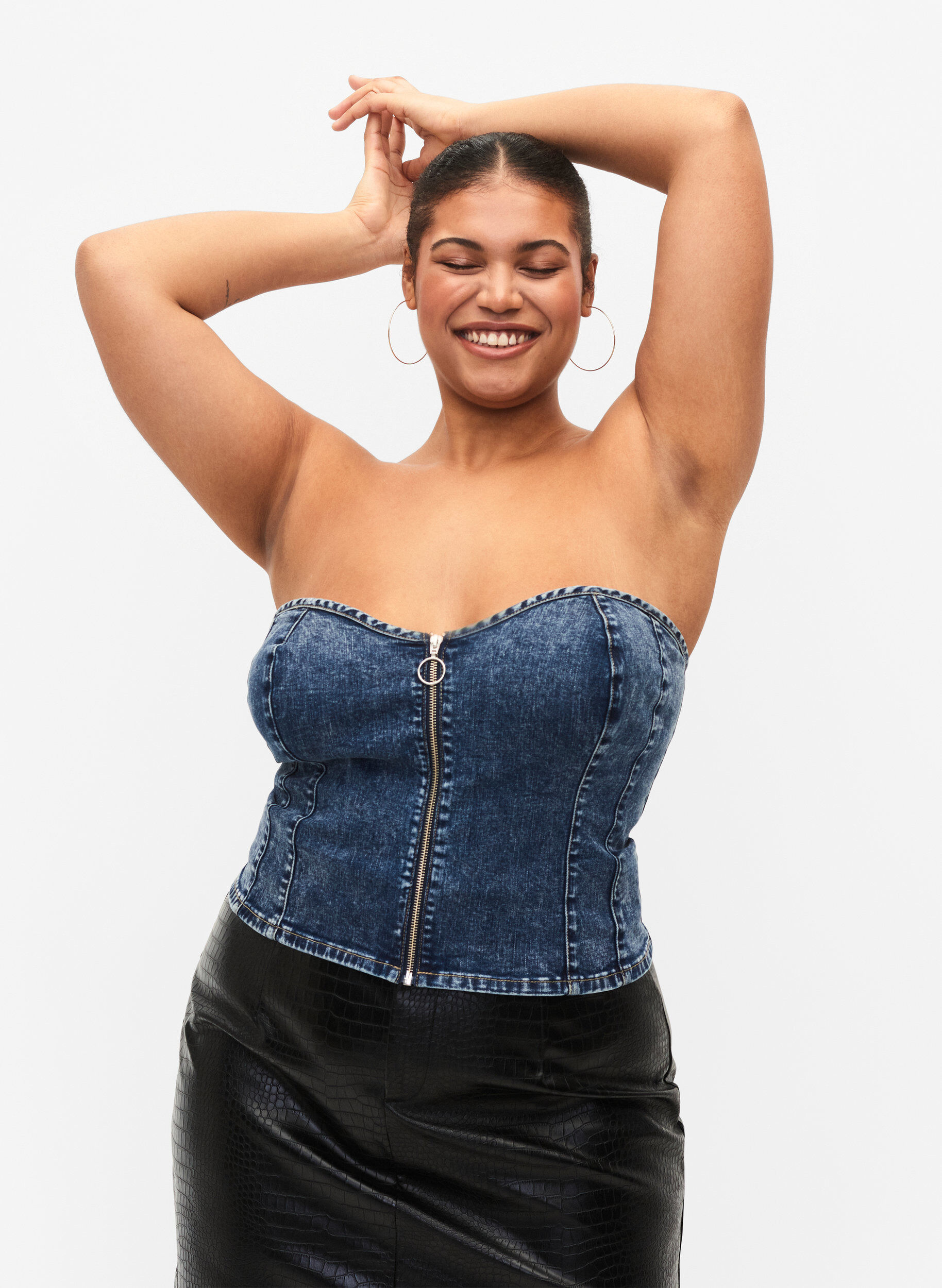 Zizzi Denim Korsett Top mit Rei&szlig;verschluss, Blue denim, Model image number 2