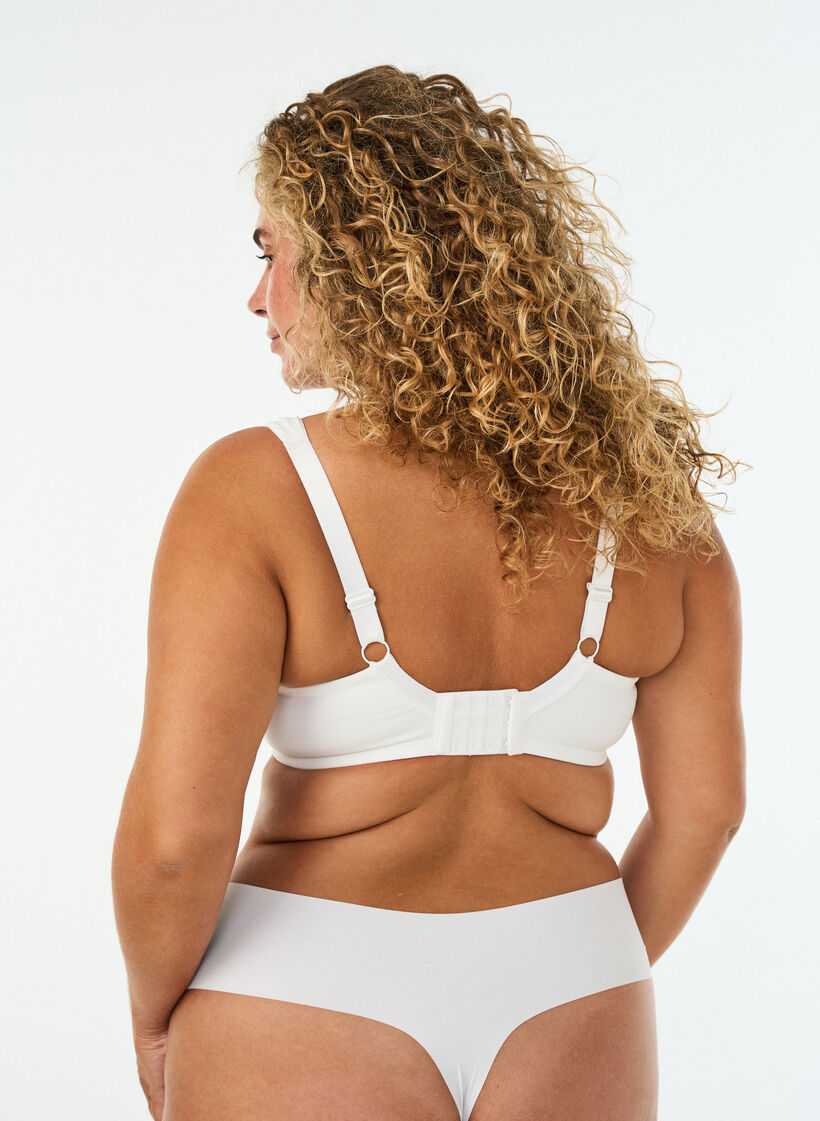 Soutien-gorge confort avec superposition en dentelle et bonnets moul&eacute;s, Blanc, Model image number 1