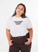 T-Shirt aus Baumwolle mit Textprint, Wei&szlig;, Model image number 0