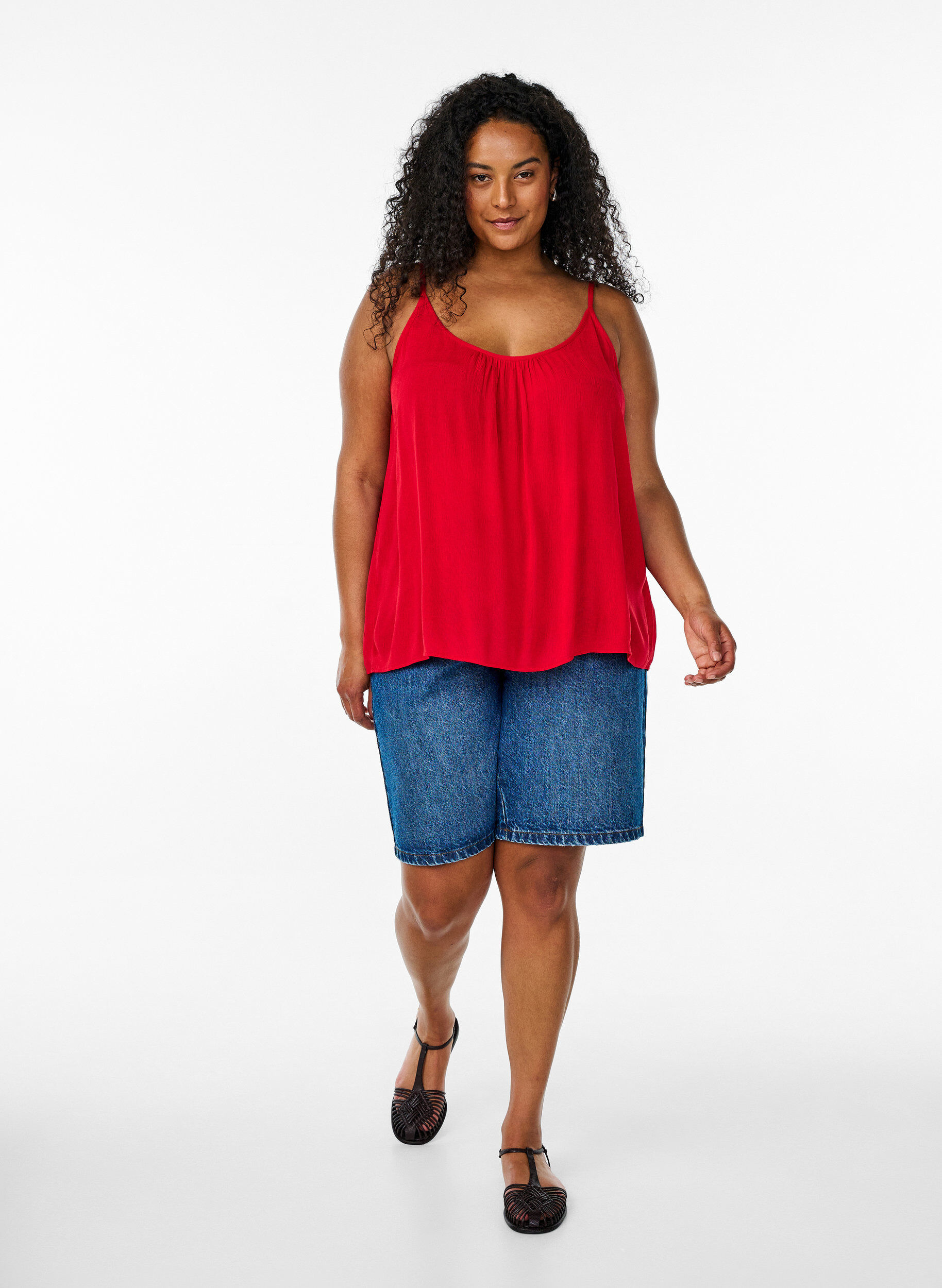 ZizziTop &agrave; bretelles en viscose, Rouge, Model image number 1