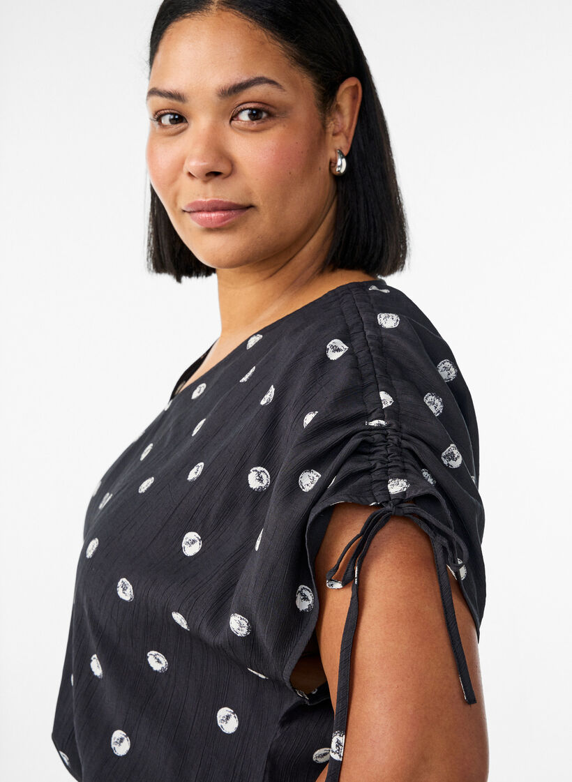 Bluse aus Viskose mit gerafften &Auml;rmeln, Schwarz, Model image number 3