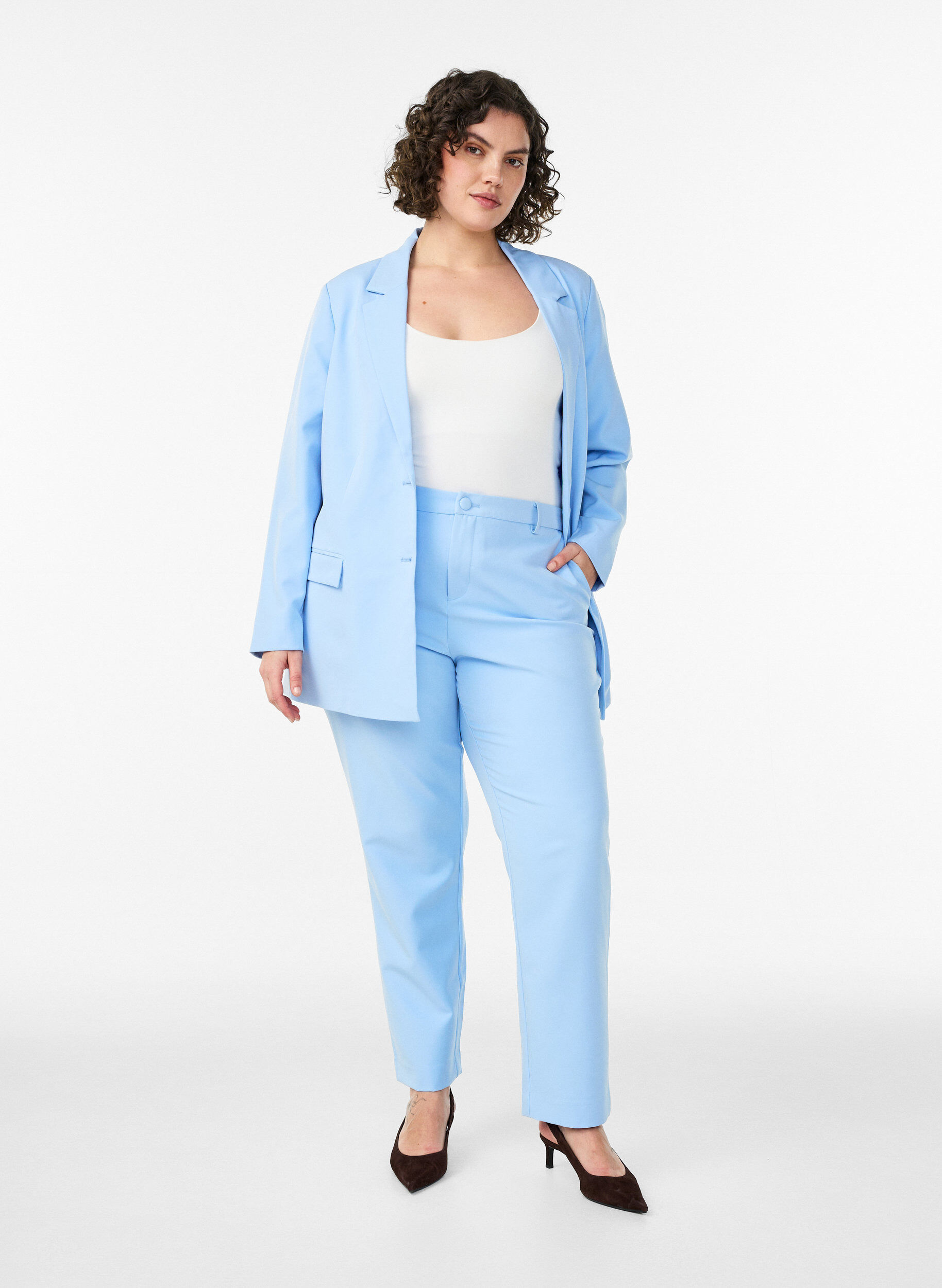 ZizziBlazer classique avec fermeture boutonn&eacute;e, Bleu Clair, Model image number 1