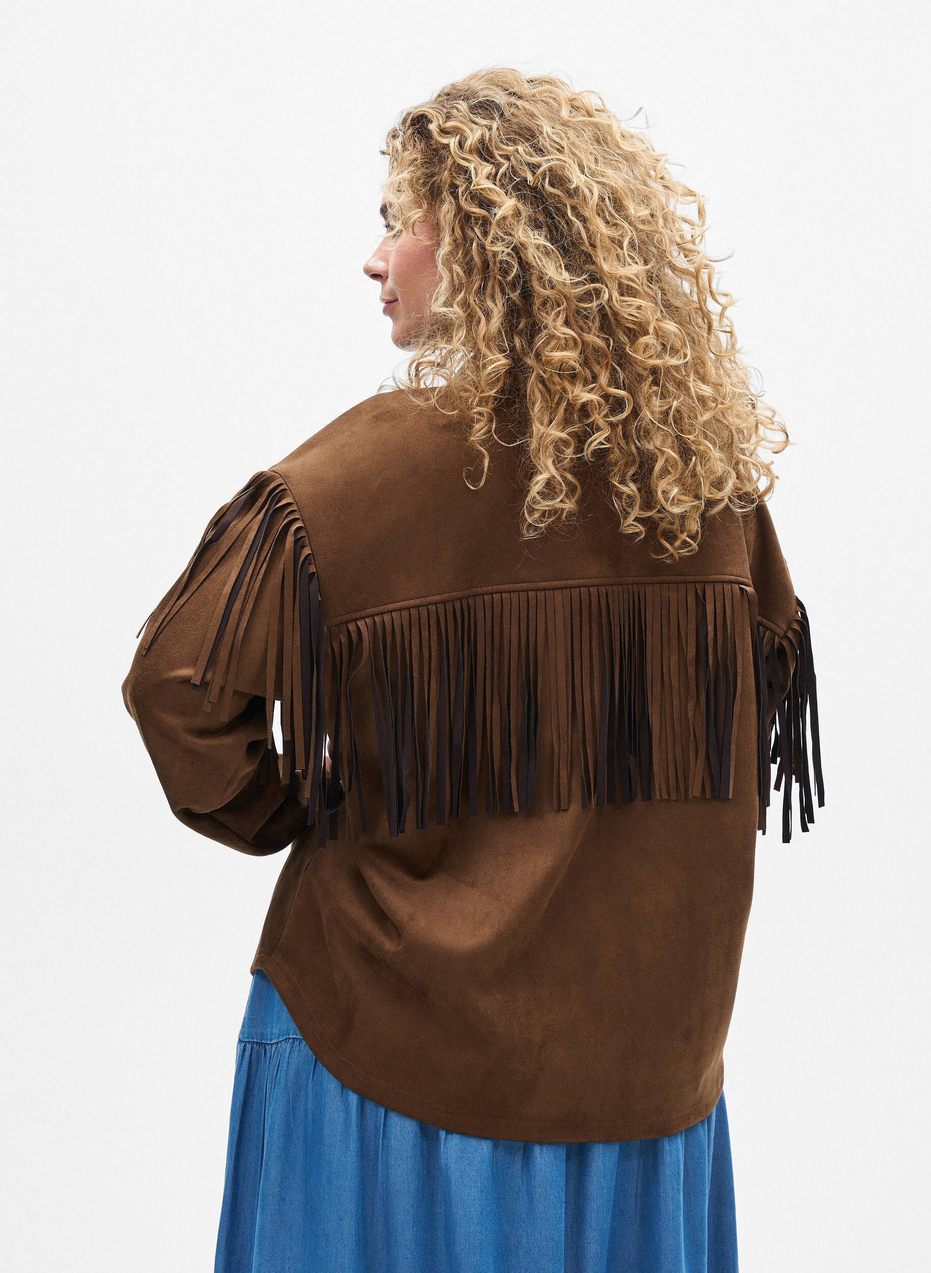 Zizzi Jacke aus Wildlederimitat mit Fransen, Braun, Model image number 2