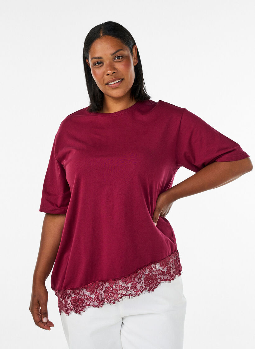T-Shirt mit asymmetrischem Spitzensaum, Rot, Model image number 0
