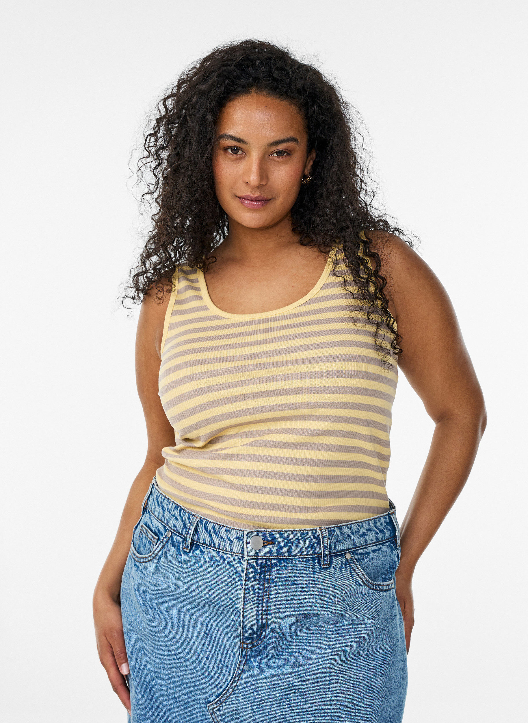 Gestreiftes Tanktop mit Rippenstruktur, Gelb, Model