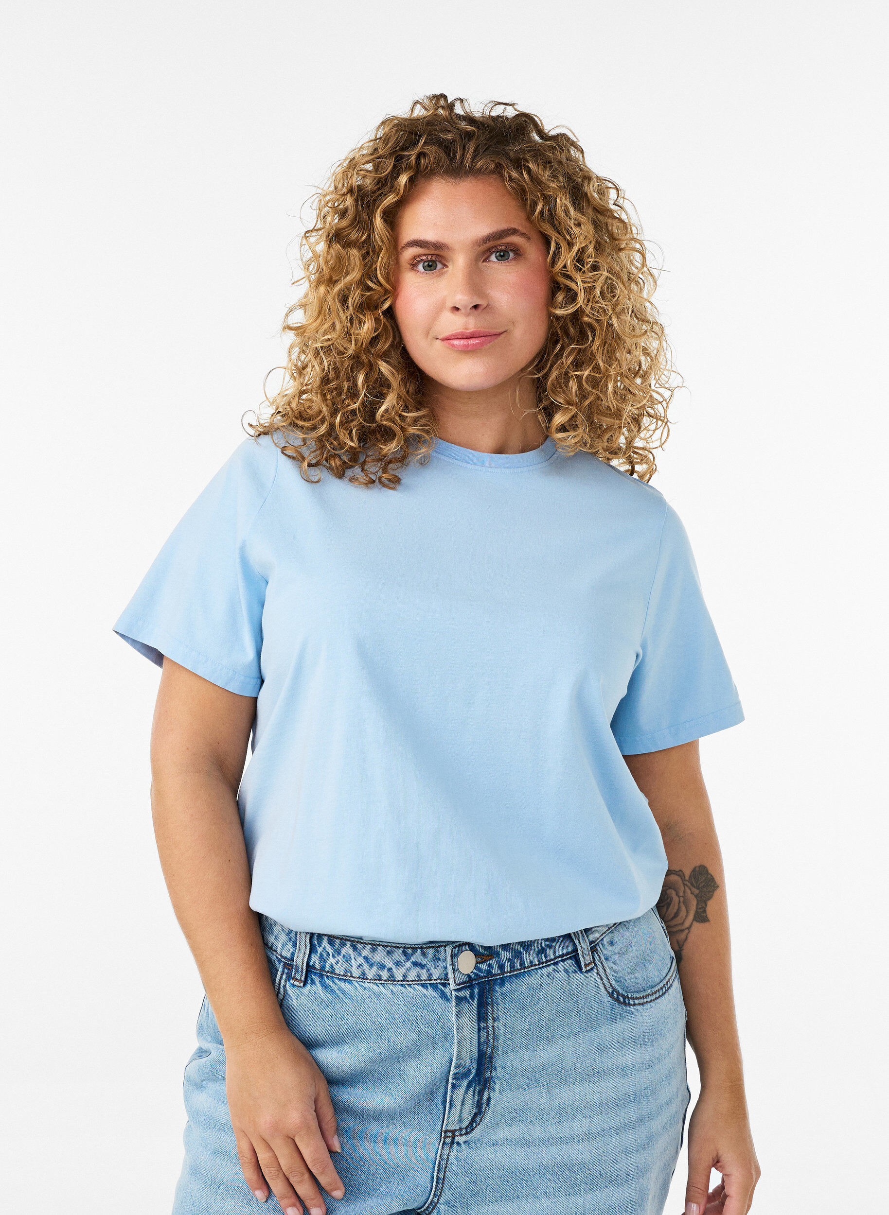 ZizziT-shirt graphique en coton bio, Bleu Clair, Model image number 2