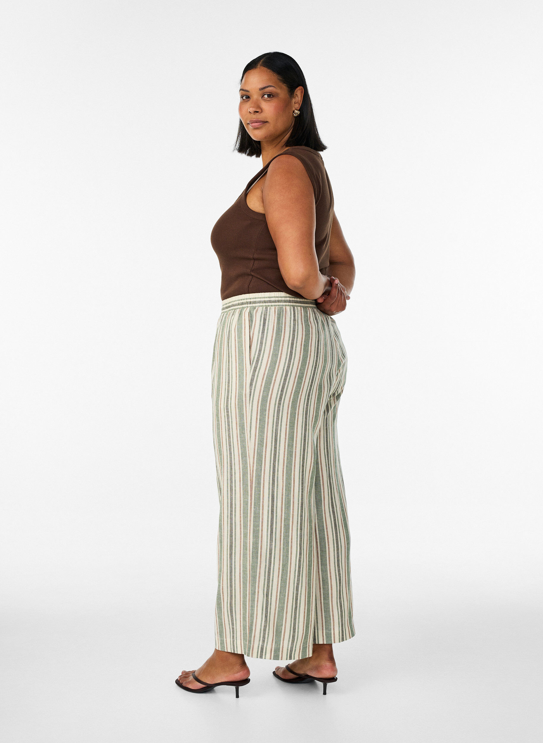 ZizziHose aus Leinen und Viskose mit weitem Bein, Vanille, Model image number 1