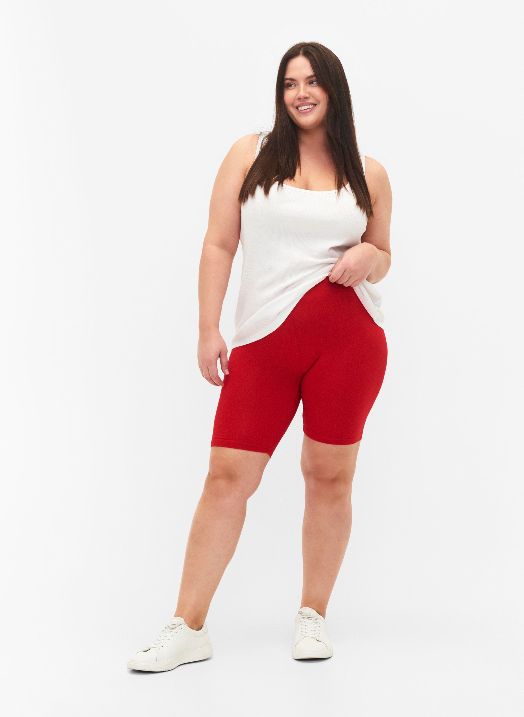 ZizziEinfarbige Basic Radlershorts, Rot, Model image number 1