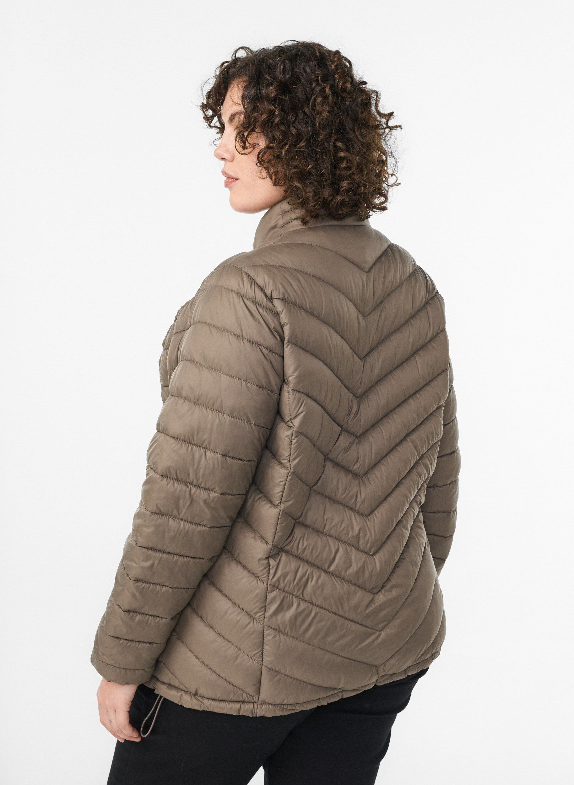 Zizzi Veste l&eacute;g&egrave;re avec poches, Marron, Model image number 2