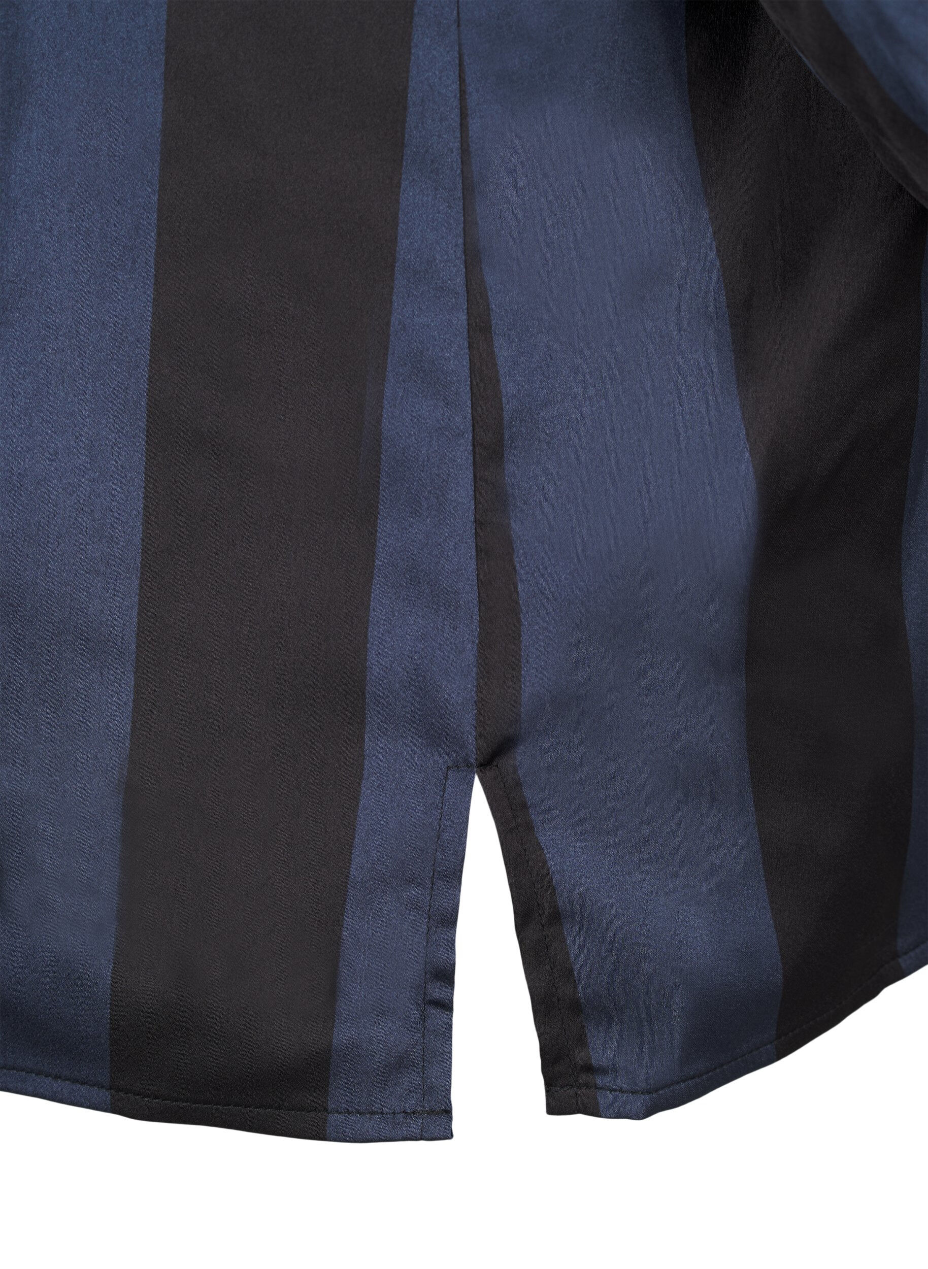 Zizzi Chemise en satin &agrave; rayures, Spellbound w. Black, Packshot image number 3