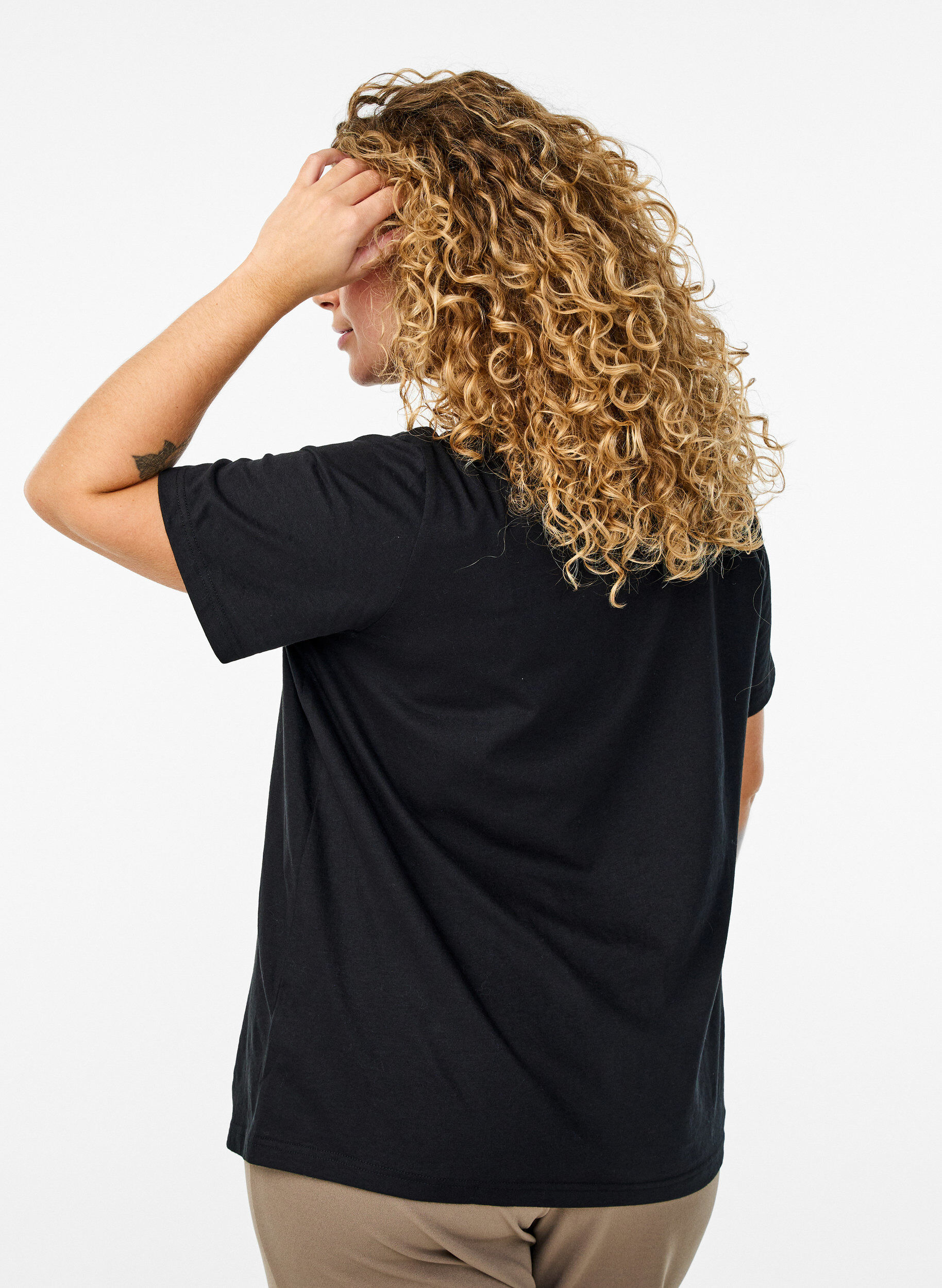 Zizzi FLASH &ndash; T-shirt avec motif, Noir, Model image number 2