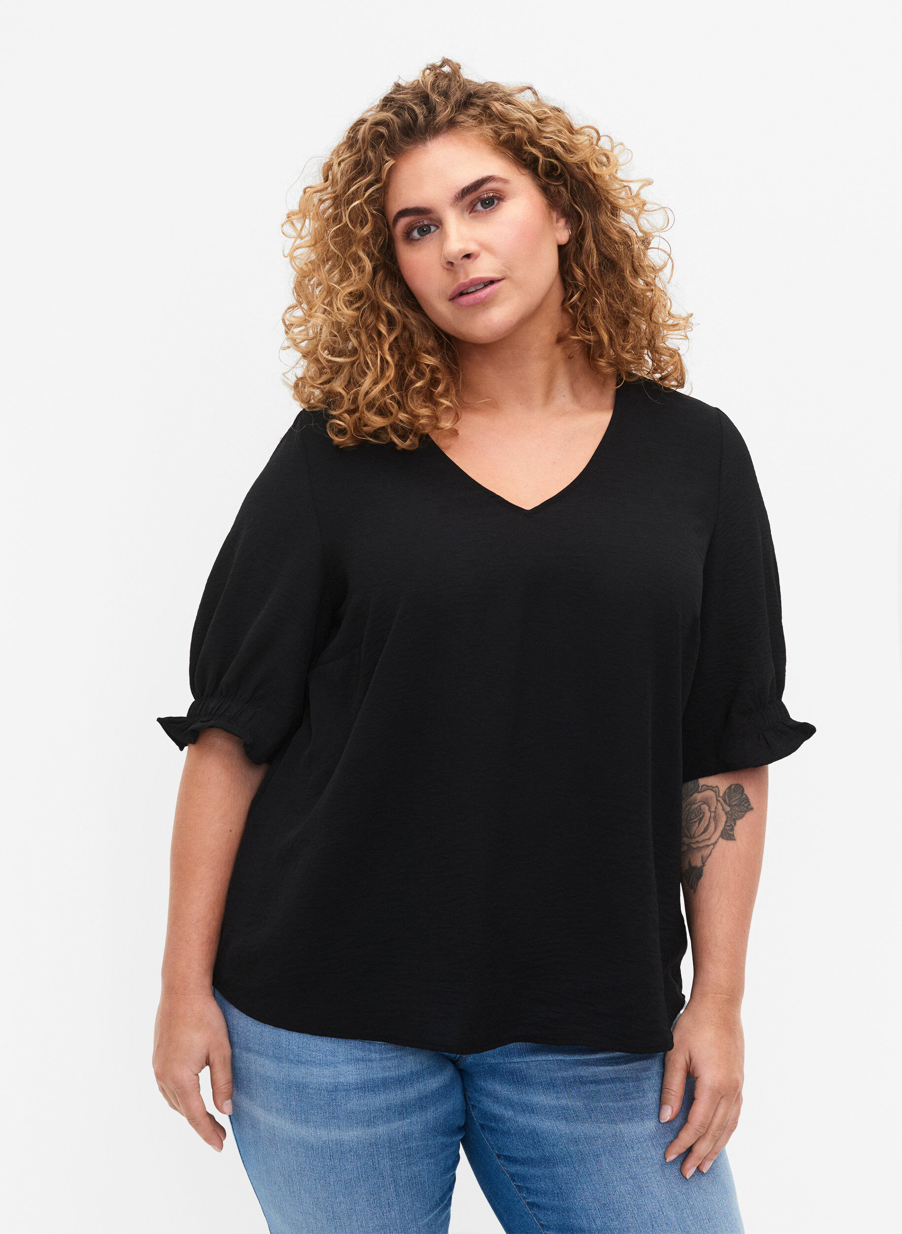 Zizzi Blouse avec col en V , Black, Model image number 0