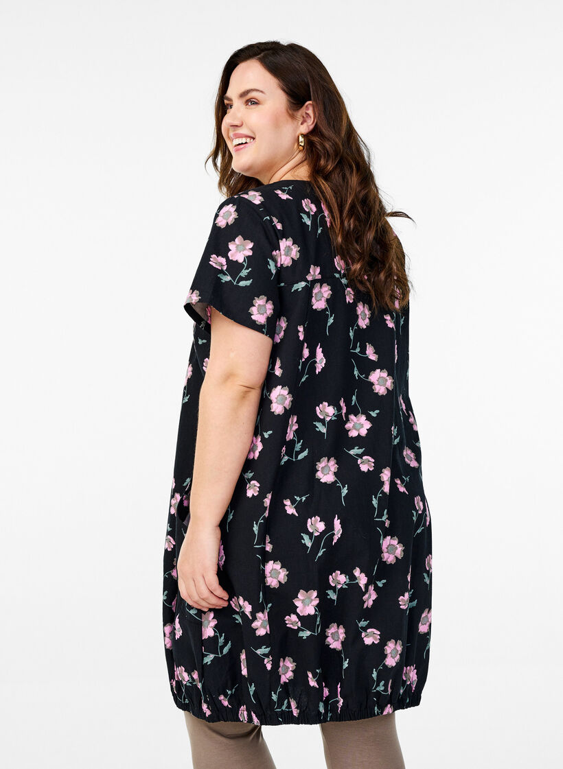 Robe en coton &agrave; manches courtes avec imprim&eacute;, Noir, Model image number 2