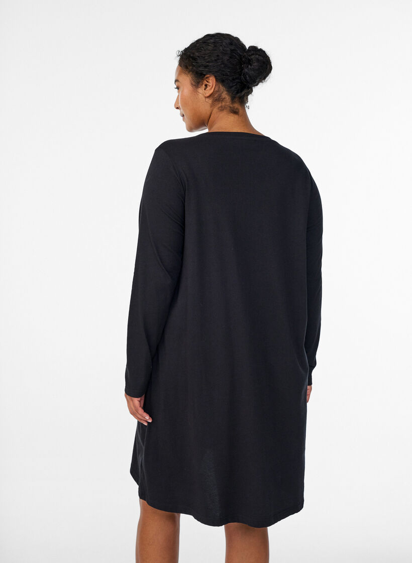 Chemise de nuit &agrave; manches longues en coton bio, Noir, Model image number 2