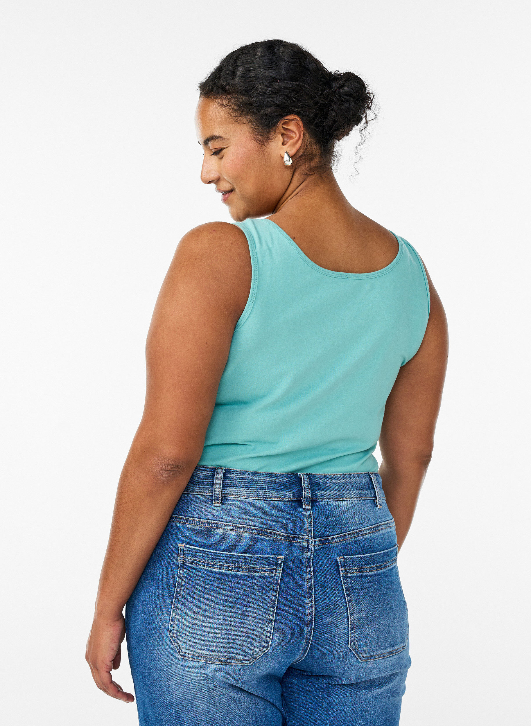 Zizzi Haut basic uni en coton, Vert, Model image number 2