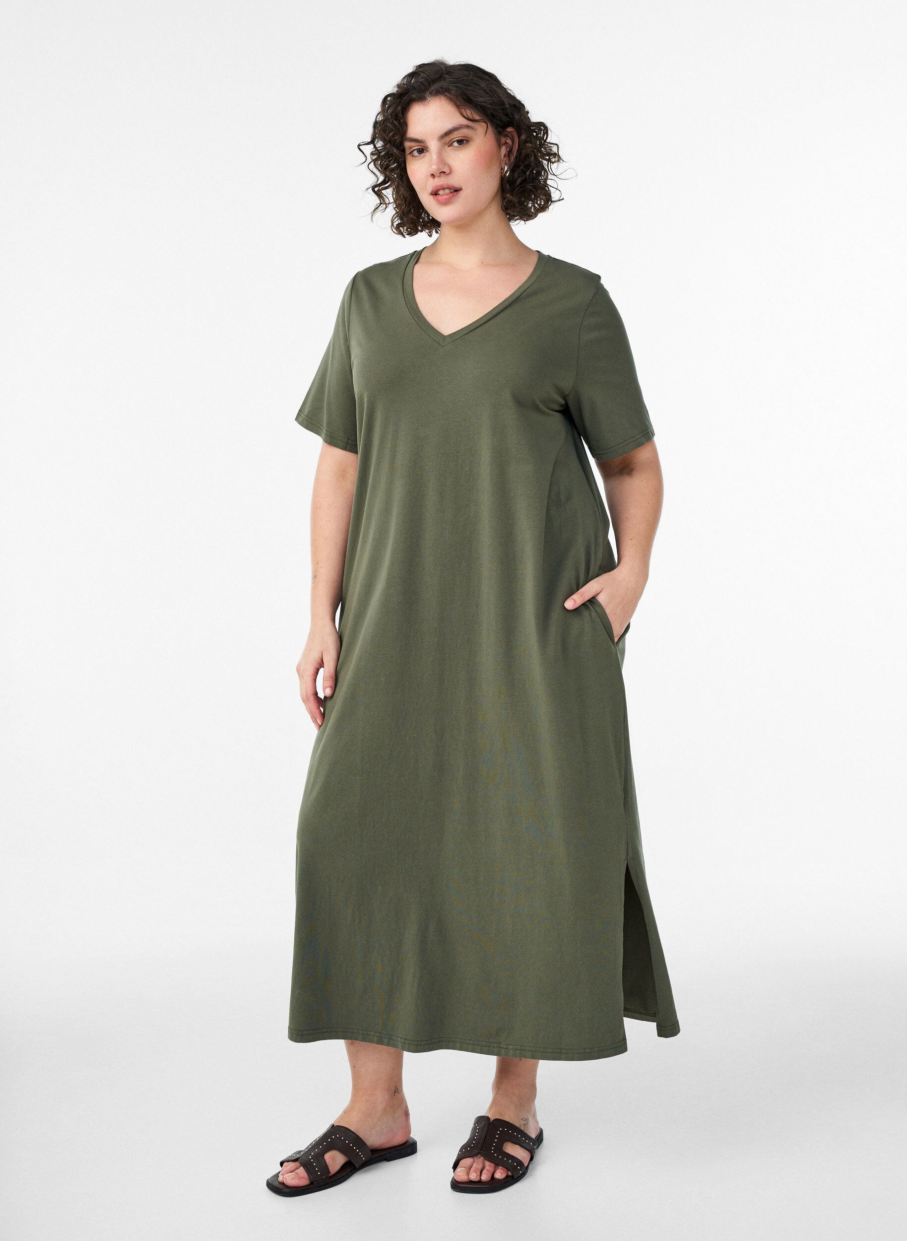 Robe T-shirt midi avec col en V, Vert, Model