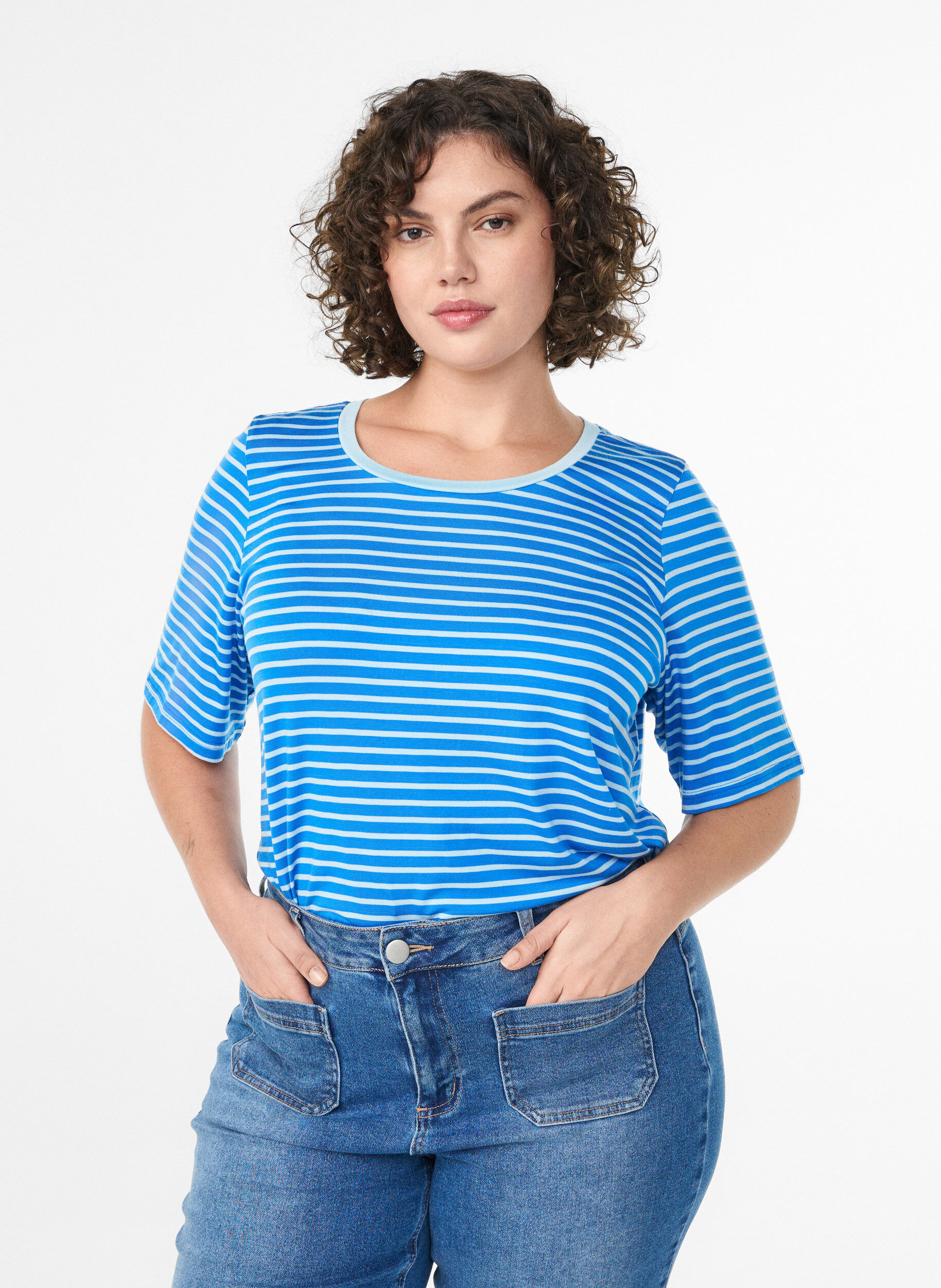 T-shirt en TENCEL&trade; Lyocell &agrave; rayures, Bleu, Model