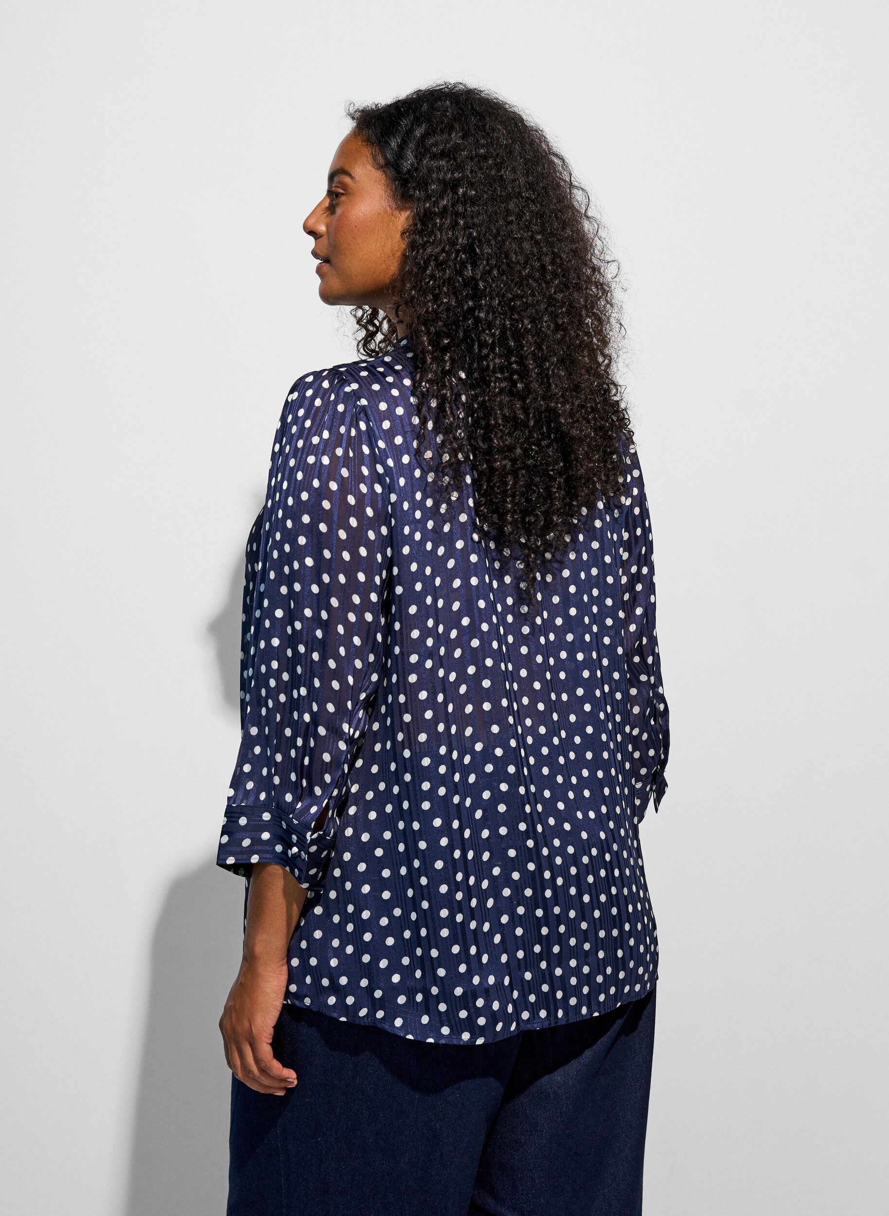 ZizziGemusterte Bluse mit Stehkragen und 3/4-&Auml;rmeln, Blau, Model image number 2