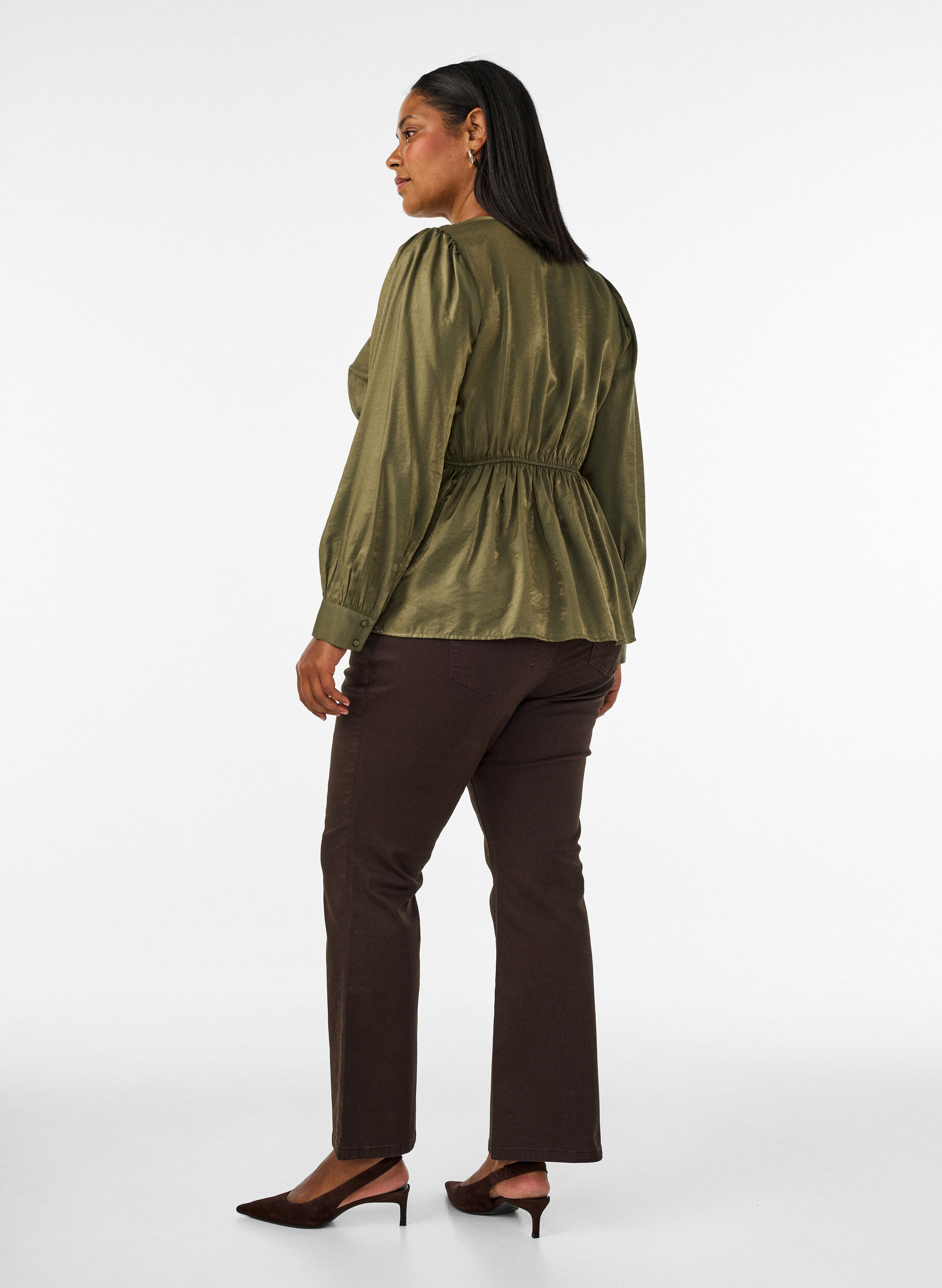 ZizziEllen Bootcut-Jeans aus farbigem Denim, Braun, Model image number 1