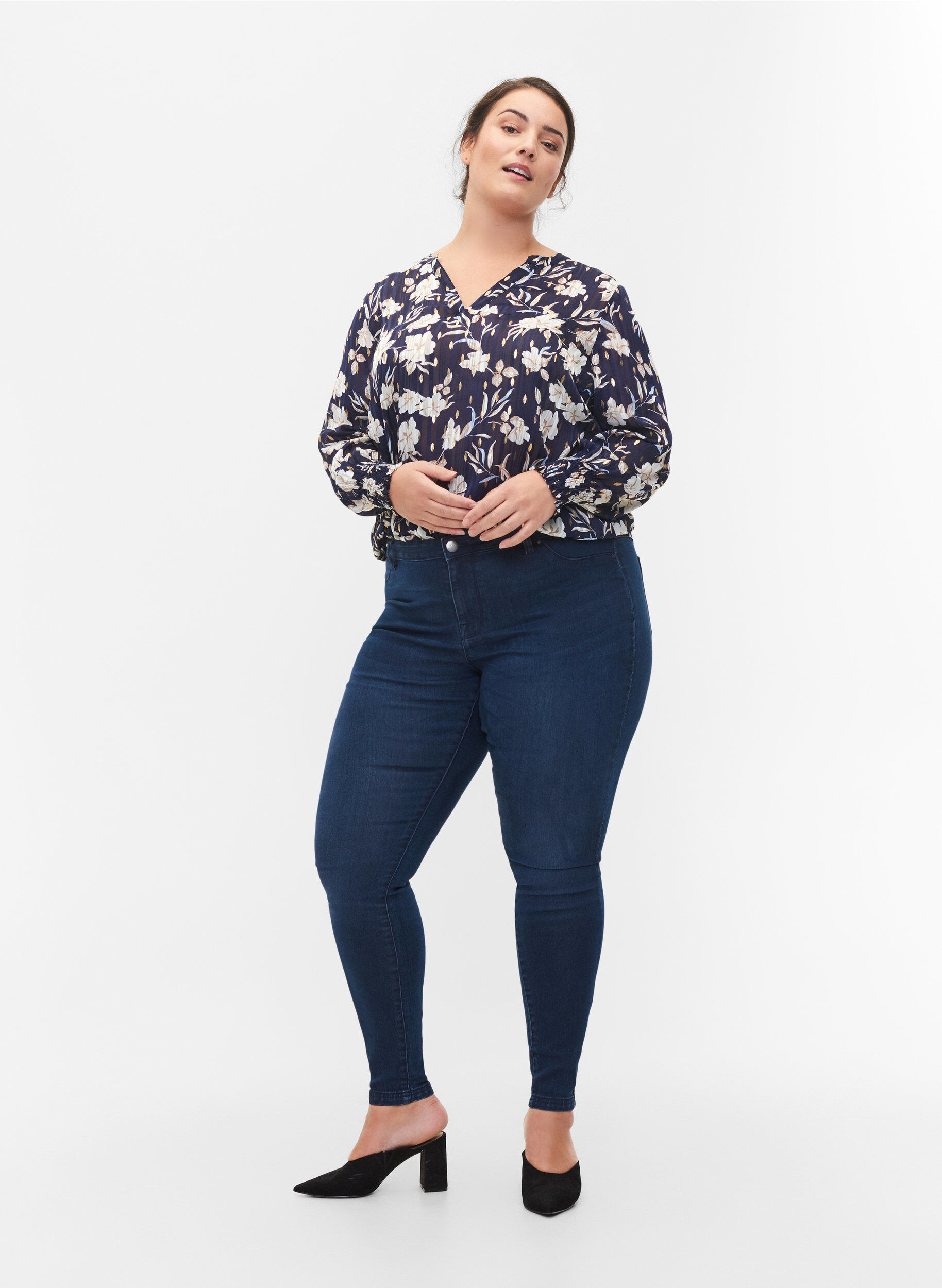 Jeggings aus Baumwollmischung, Dark blue denim, Model