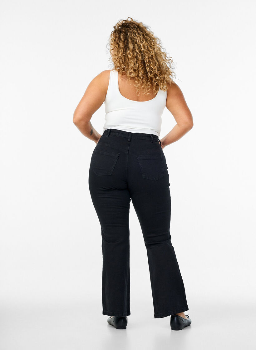 Ellen Bootcut-Jeans mit hoher Taille, Schwarz, Model image number 1
